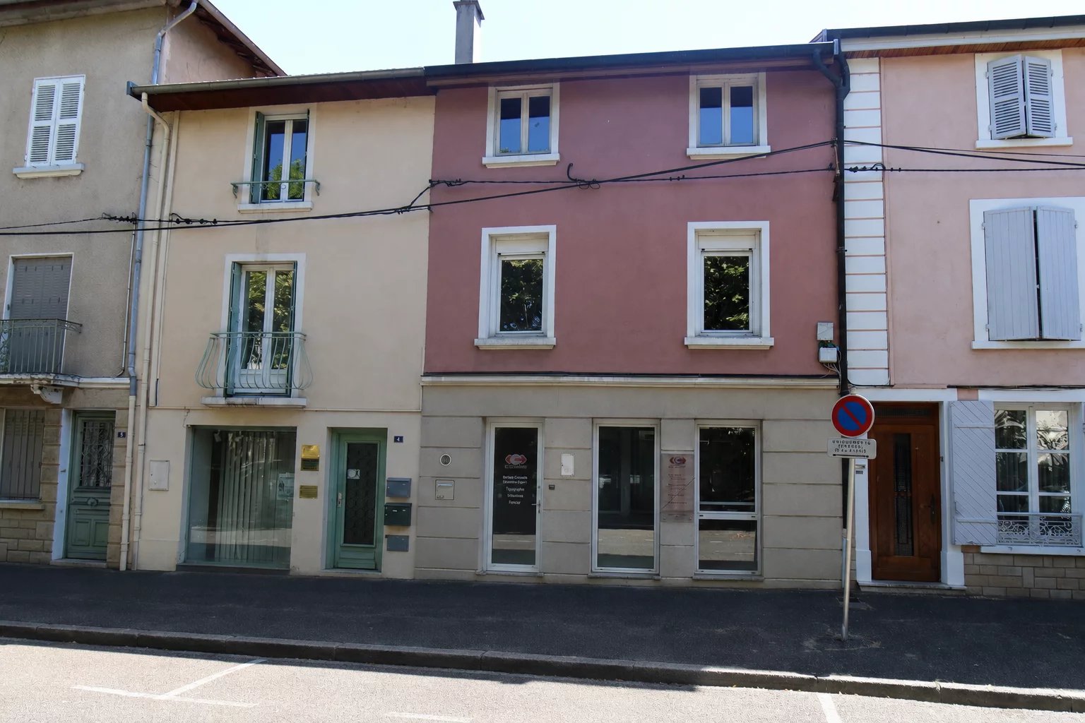Agence immobilière de 