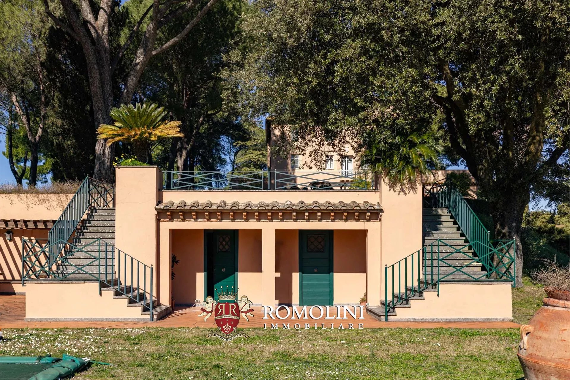 30 Bedroom Villa/Townhouse's Image 79