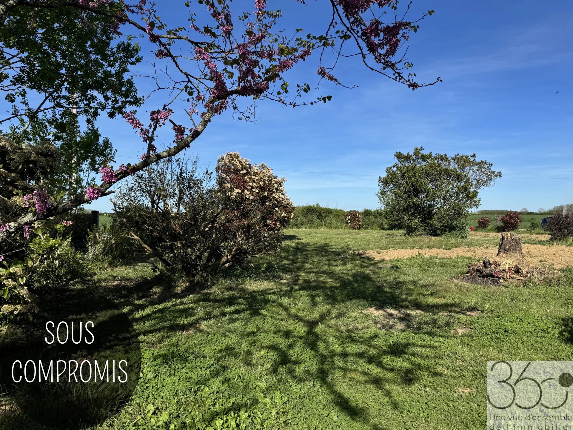 Terrain plat de 727m²