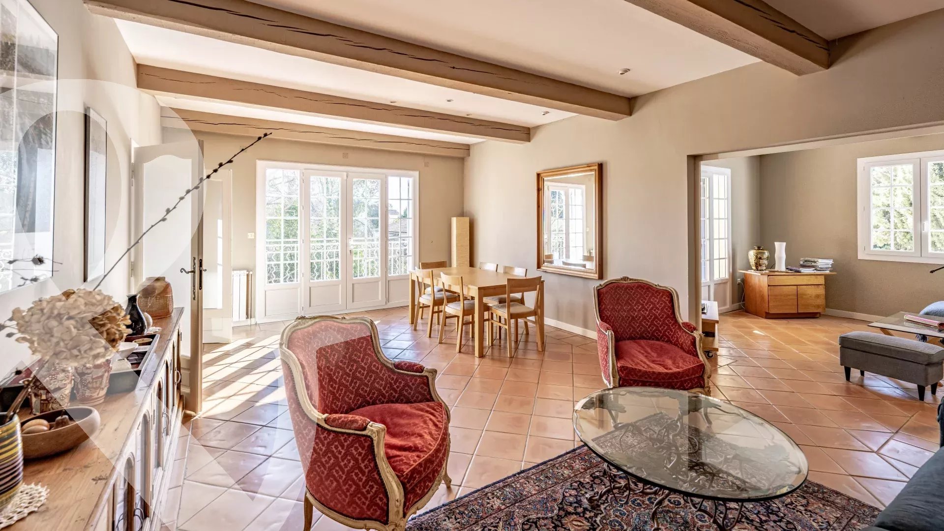 GRANDE MAISON FAMILIALE