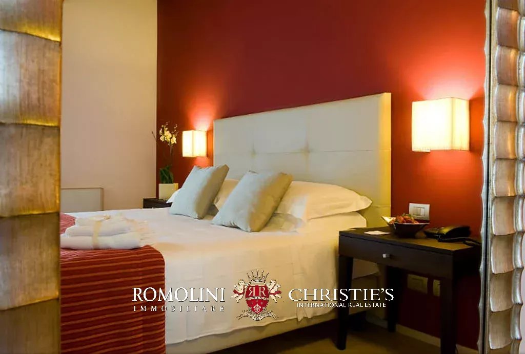 52 Bedroom Villa/Townhouse's Image 68