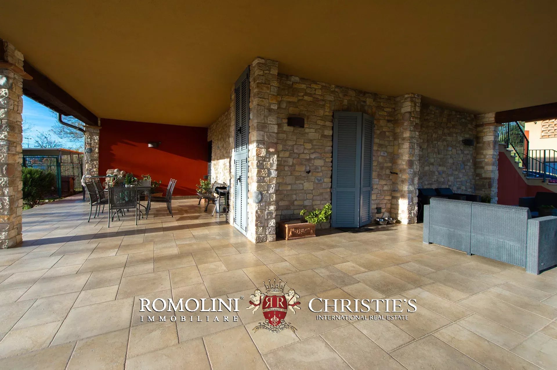 10 Bedroom Villa/Townhouse's Image 15
