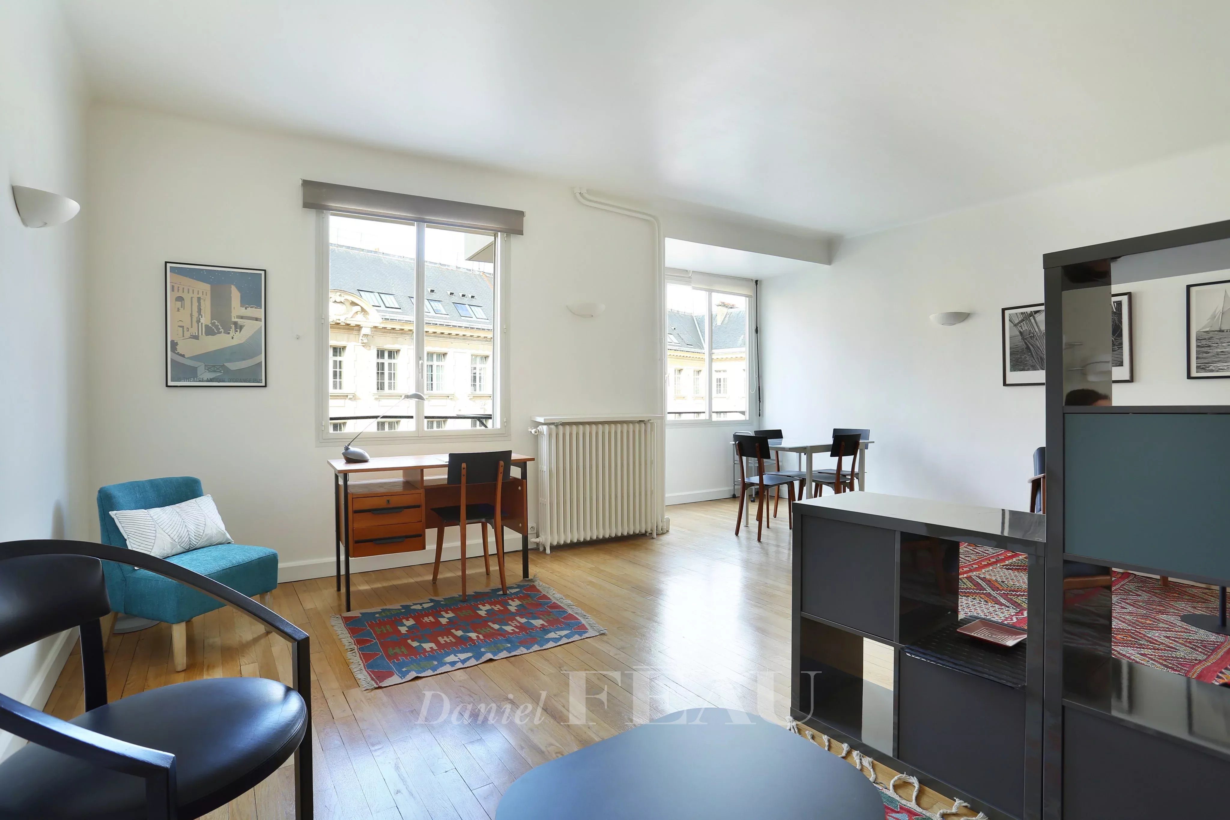 Study Natural light Wooden floor
