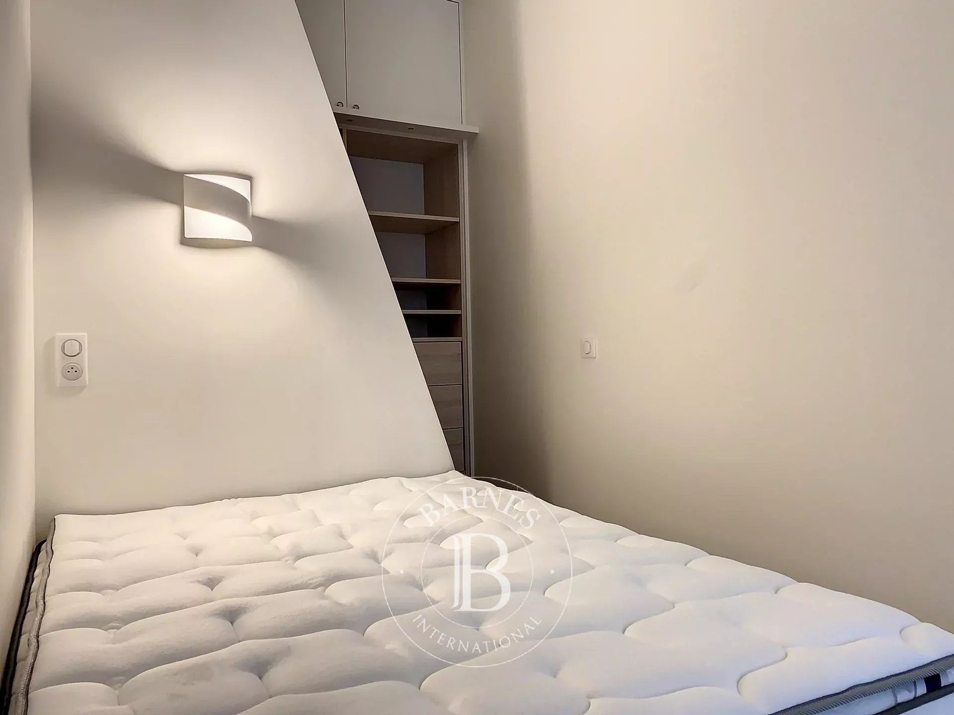 Daire Paris 9ème - picture 6