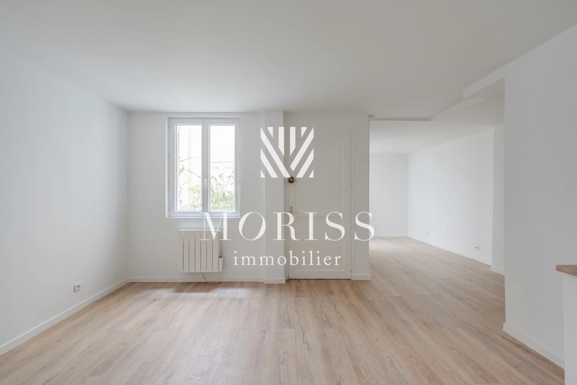 VENTE APPARTEMENT 2 PIECES - PARIS 75011 - Image Array