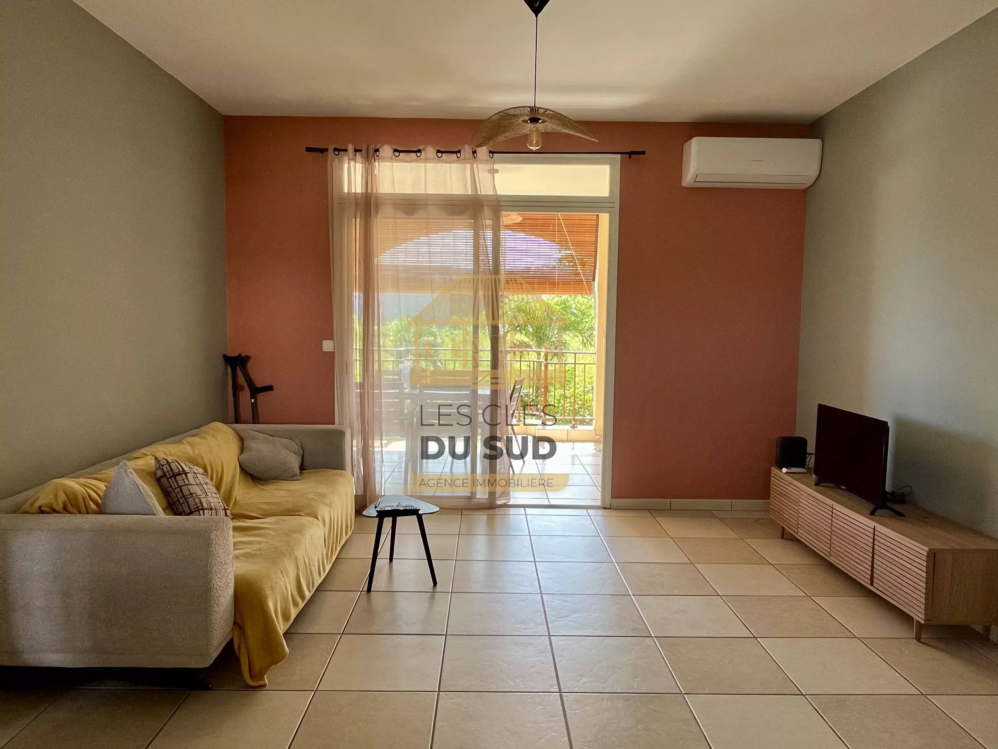 Location appartement T3 meublé vue mer avec piscine à Manapany Les Bains