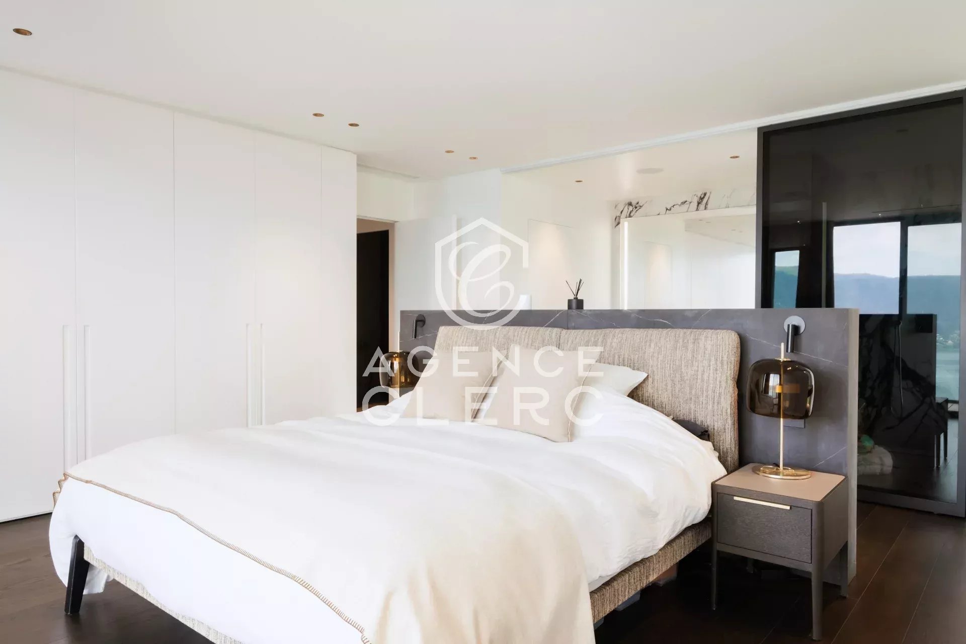 4 Bedroom Villa/Townhouse's Image 34