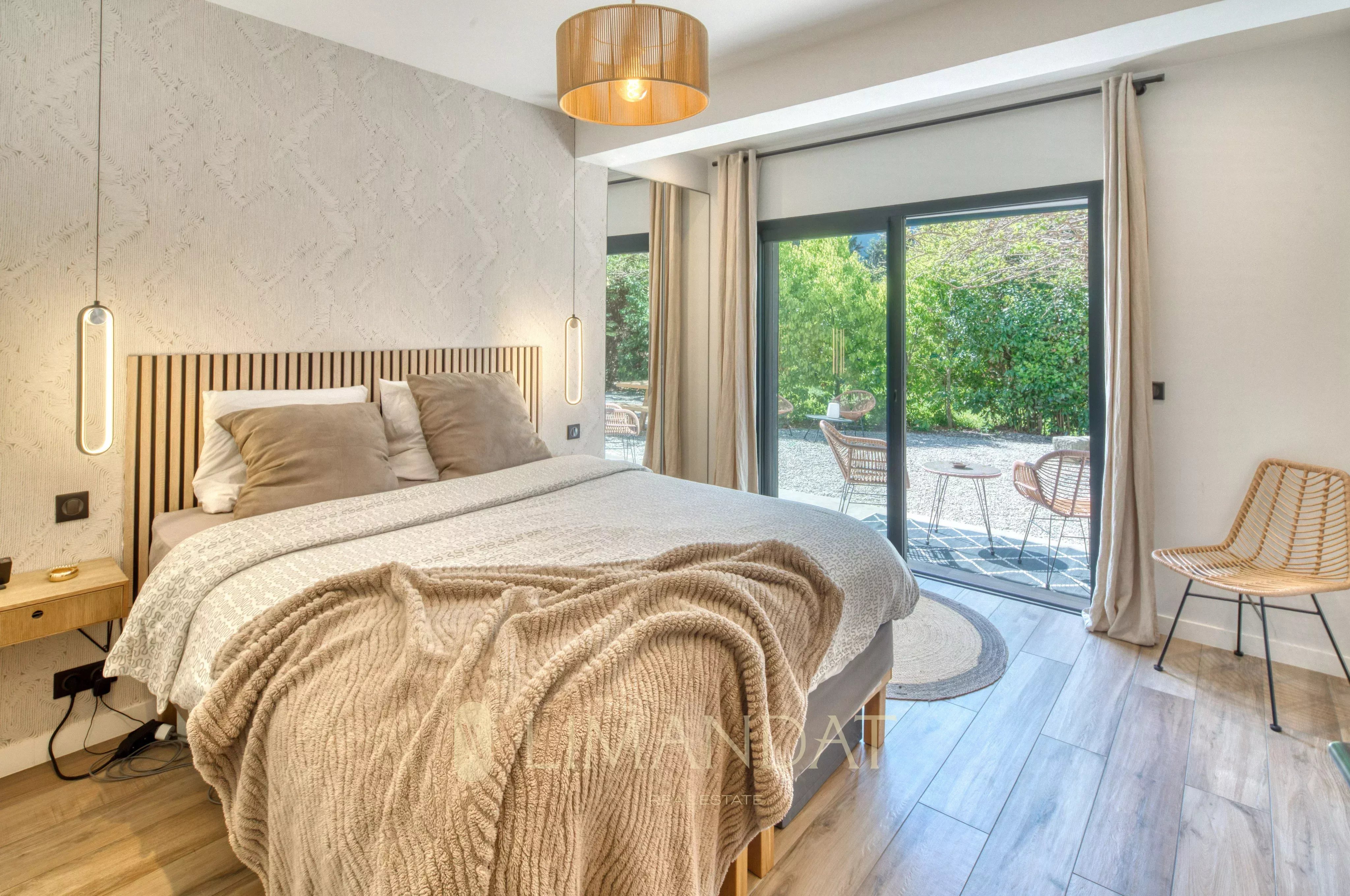 CANNES OXFORD - CHARMING VILLA + LAND CONSTRUCTIBLE