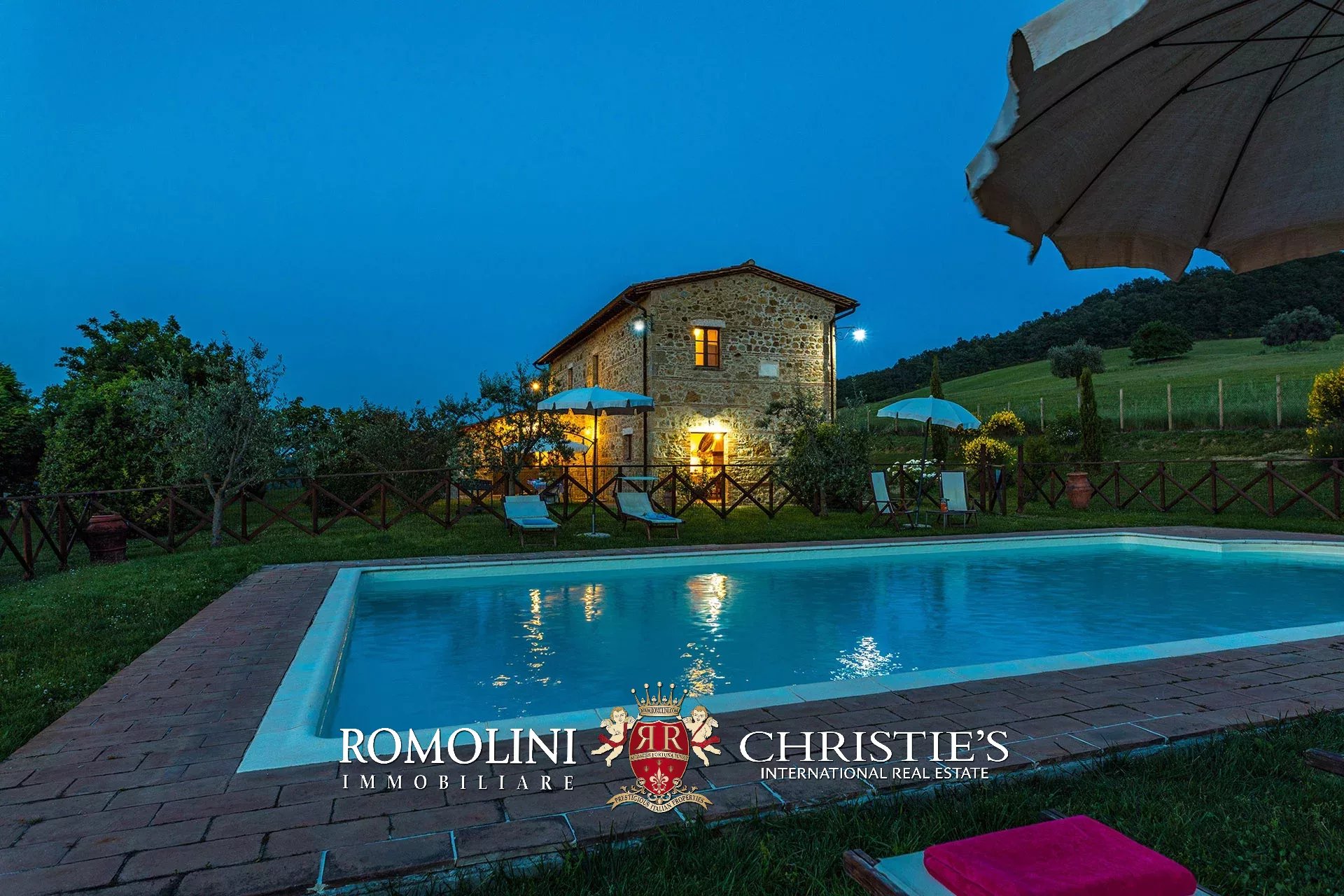 10 Bedroom Villa/Townhouse's Image 13