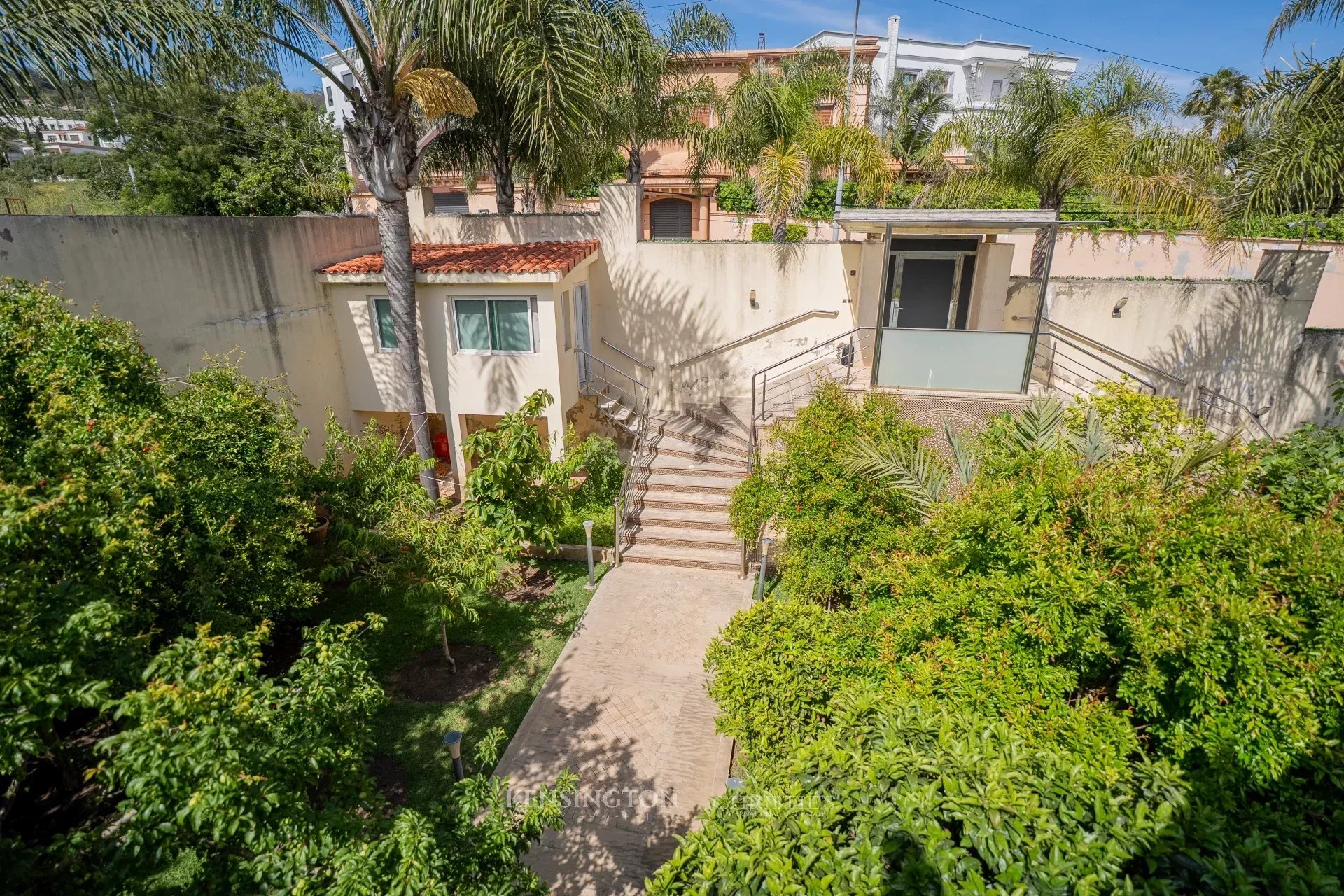 6 Bedroom Villa/Townhouse's Image 27