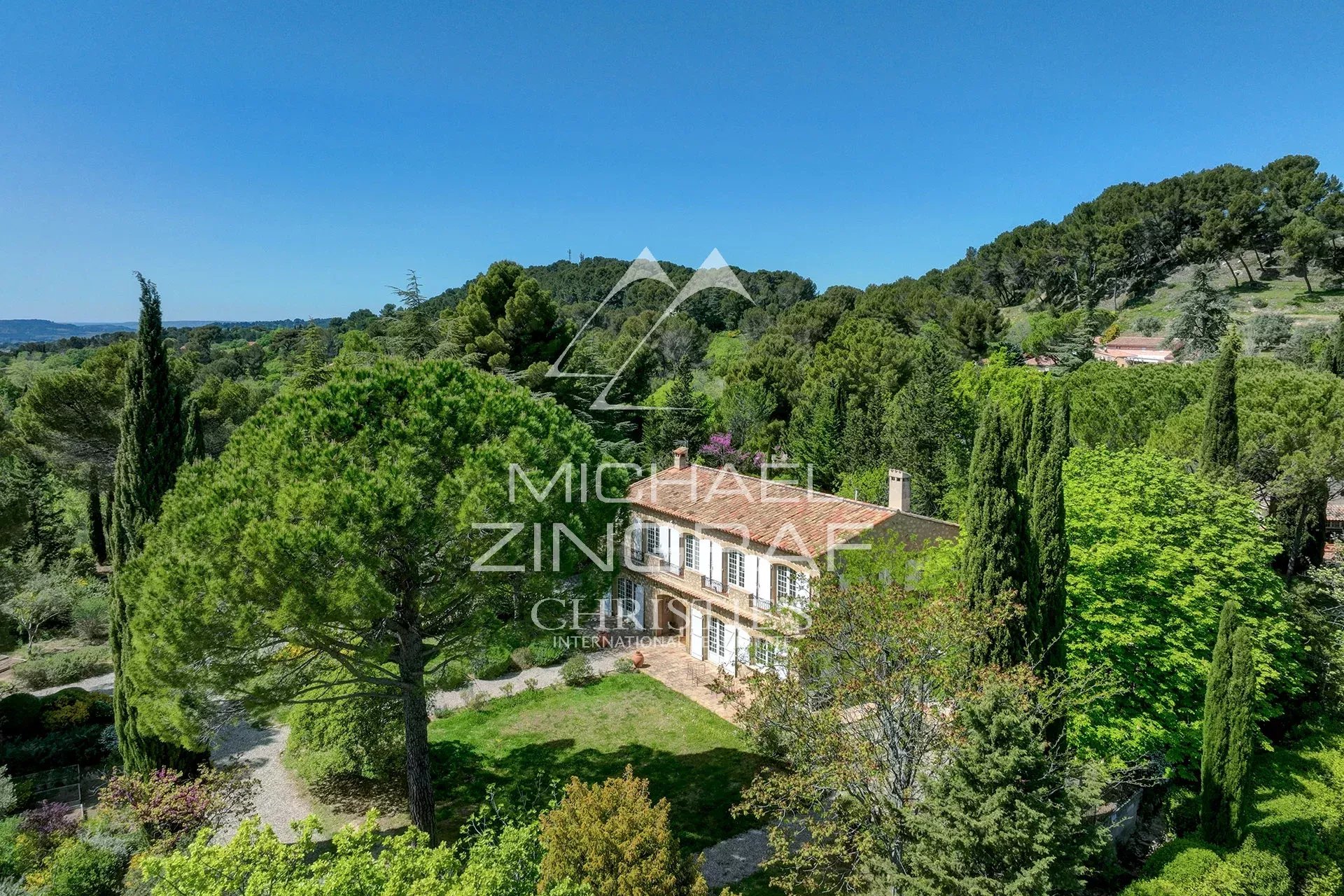4 Bedroom Villa/Townhouse's Image 5