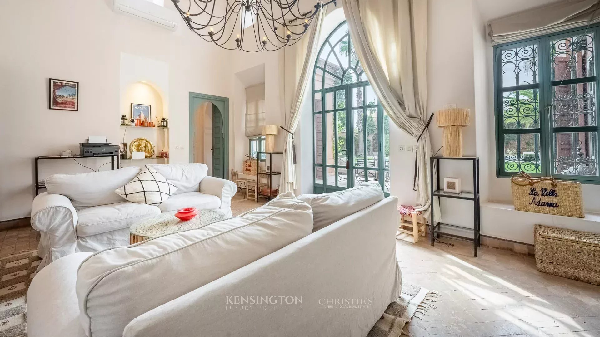 4 Bedroom Villa/Townhouse's Image 4
