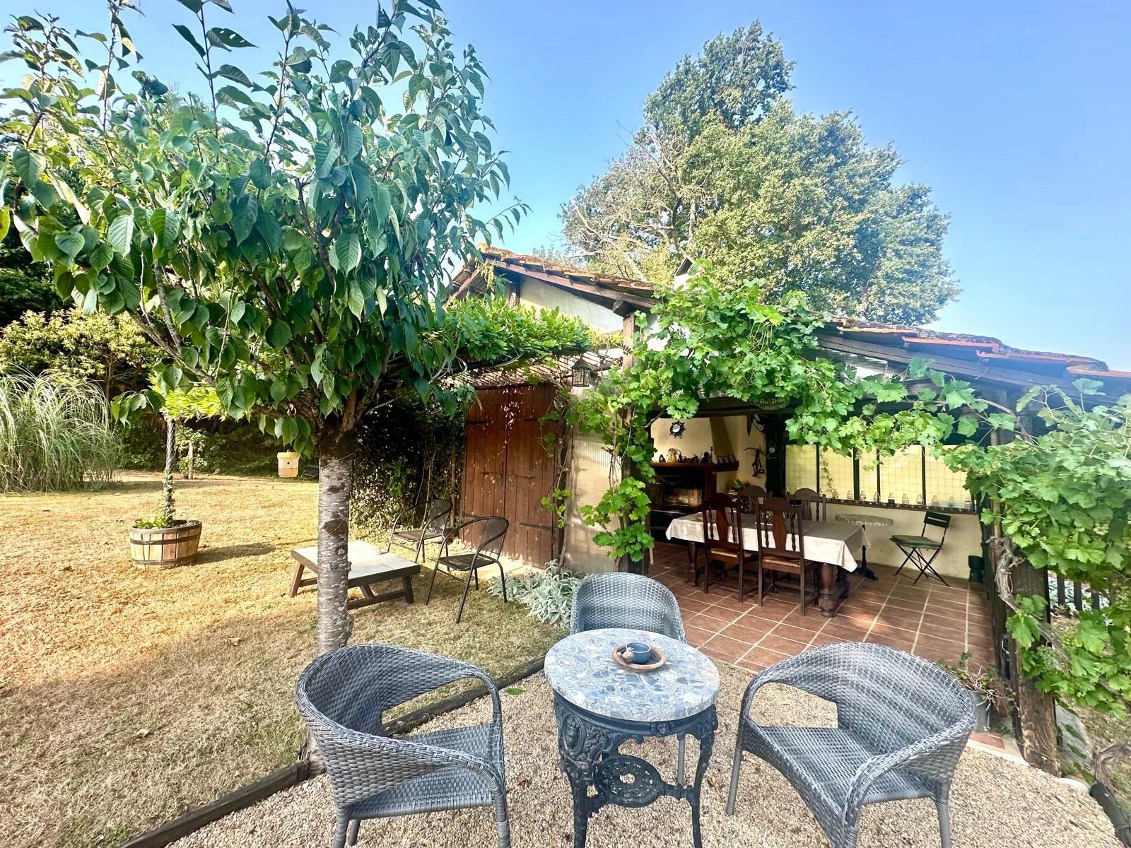 Farmhouse for sale Miélan, Gers