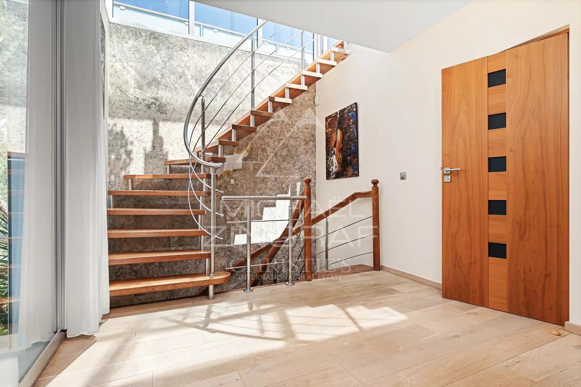 4 Bedroom Villa/Townhouse's Image 10