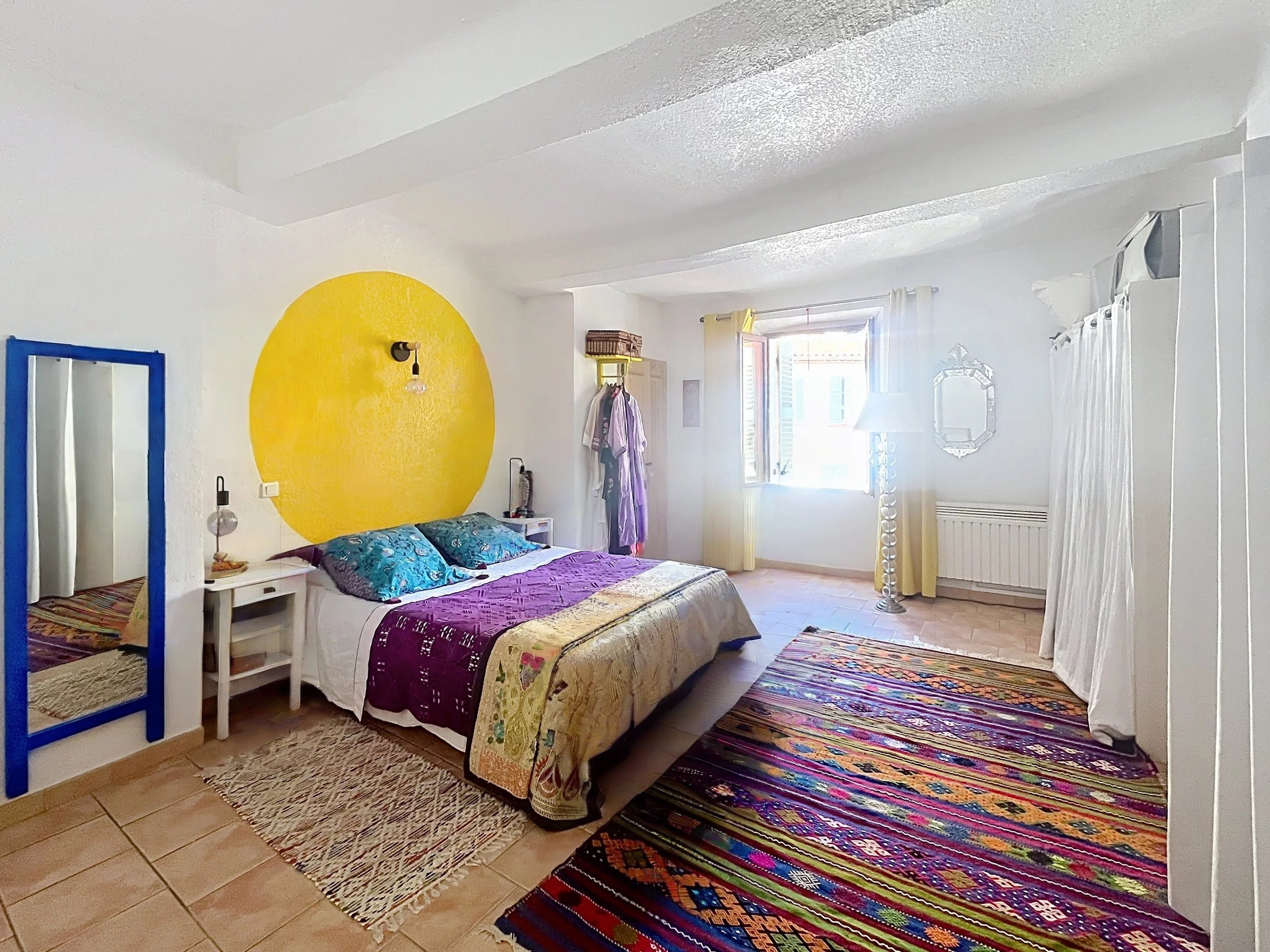 Charming triplex of 5 rooms with terrace in the heart of Cotignac