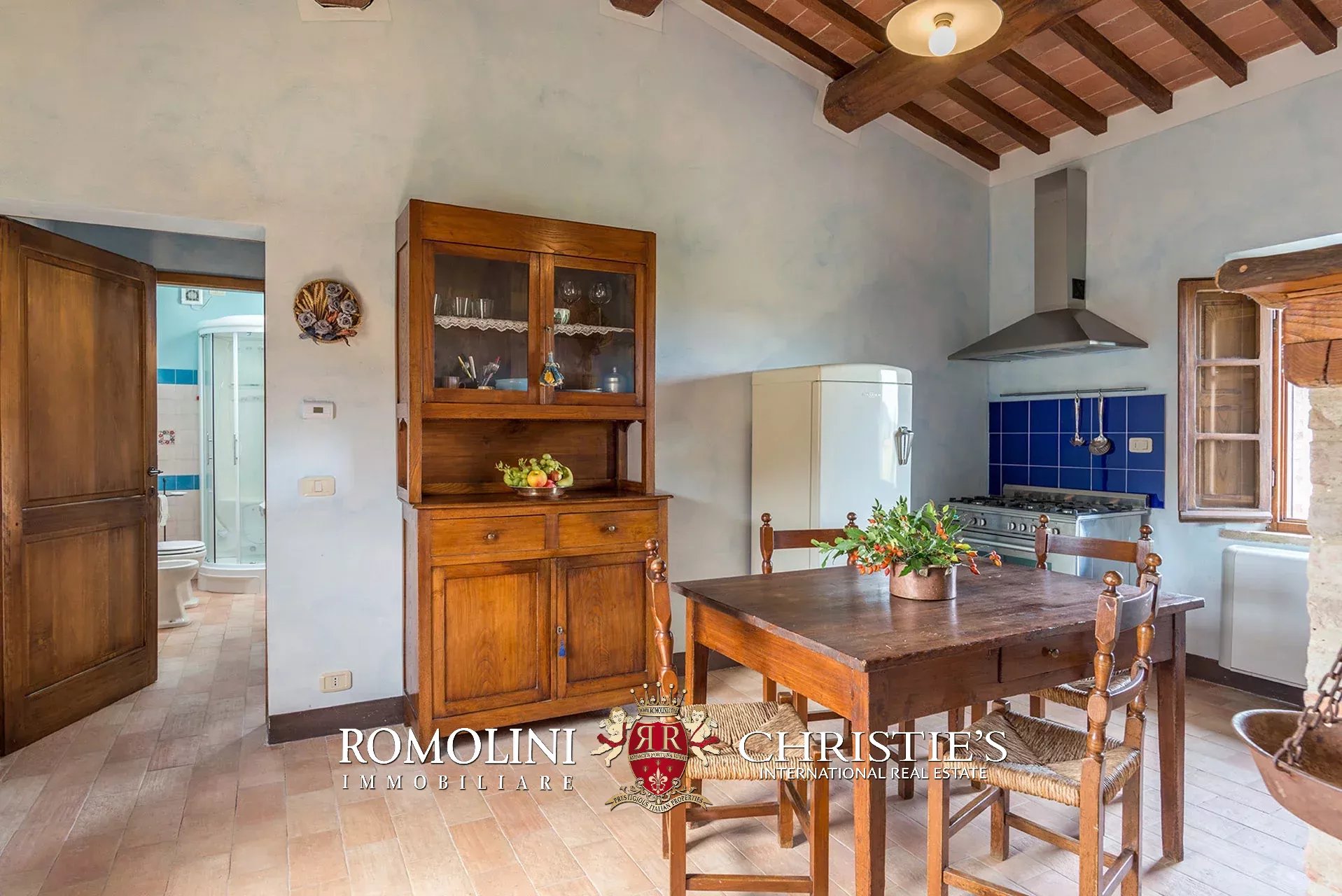 10 Bedroom Villa/Townhouse's Image 24