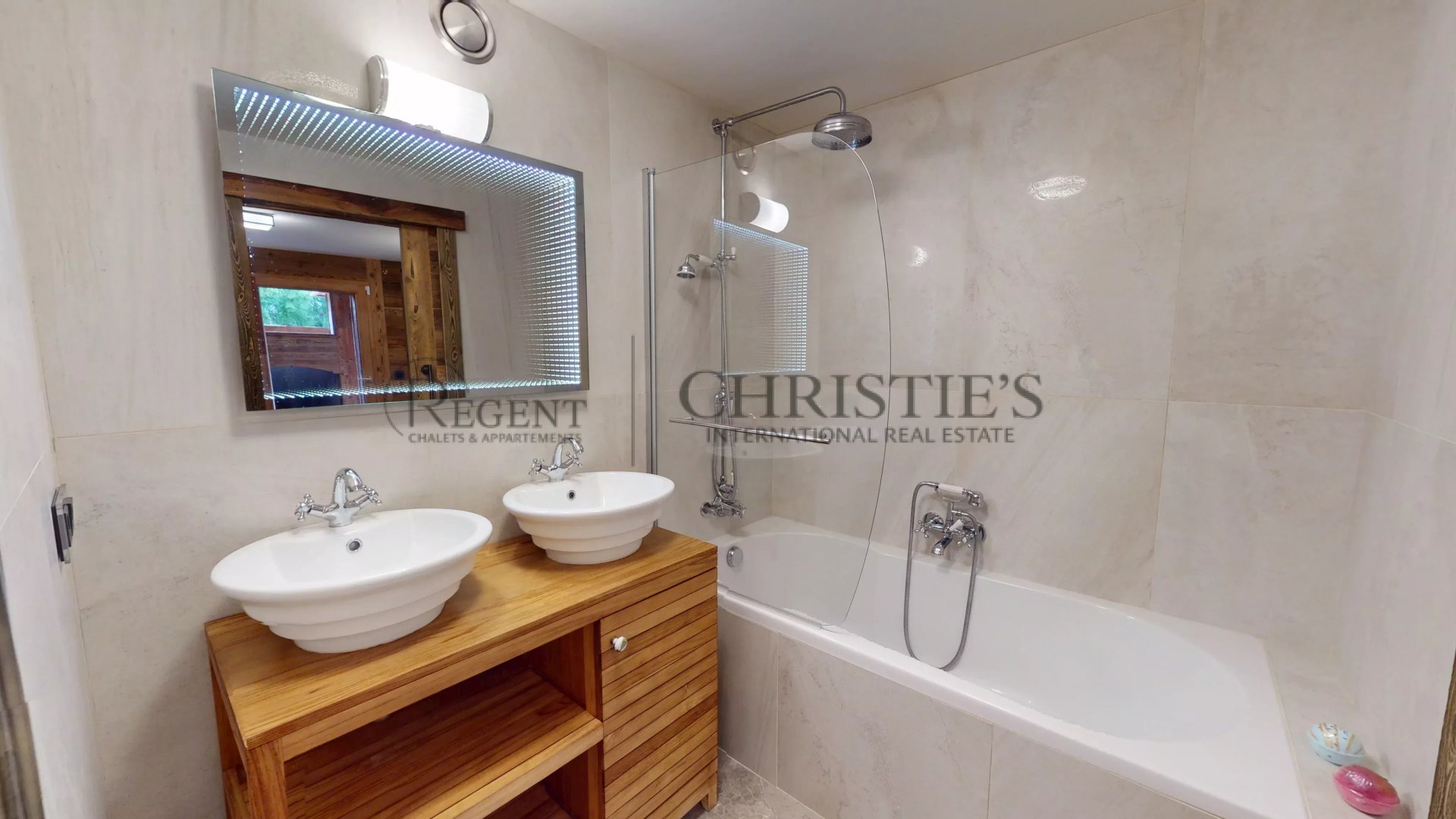 Villa/Townhouse's Image 11