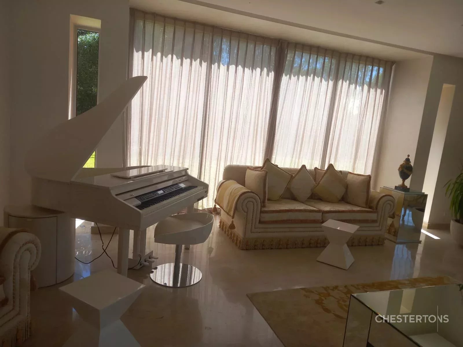 Image of Villa - 5 Bedrooms for Sale in Marrakech-Ménara-Marrakech-Morocco, Image 7