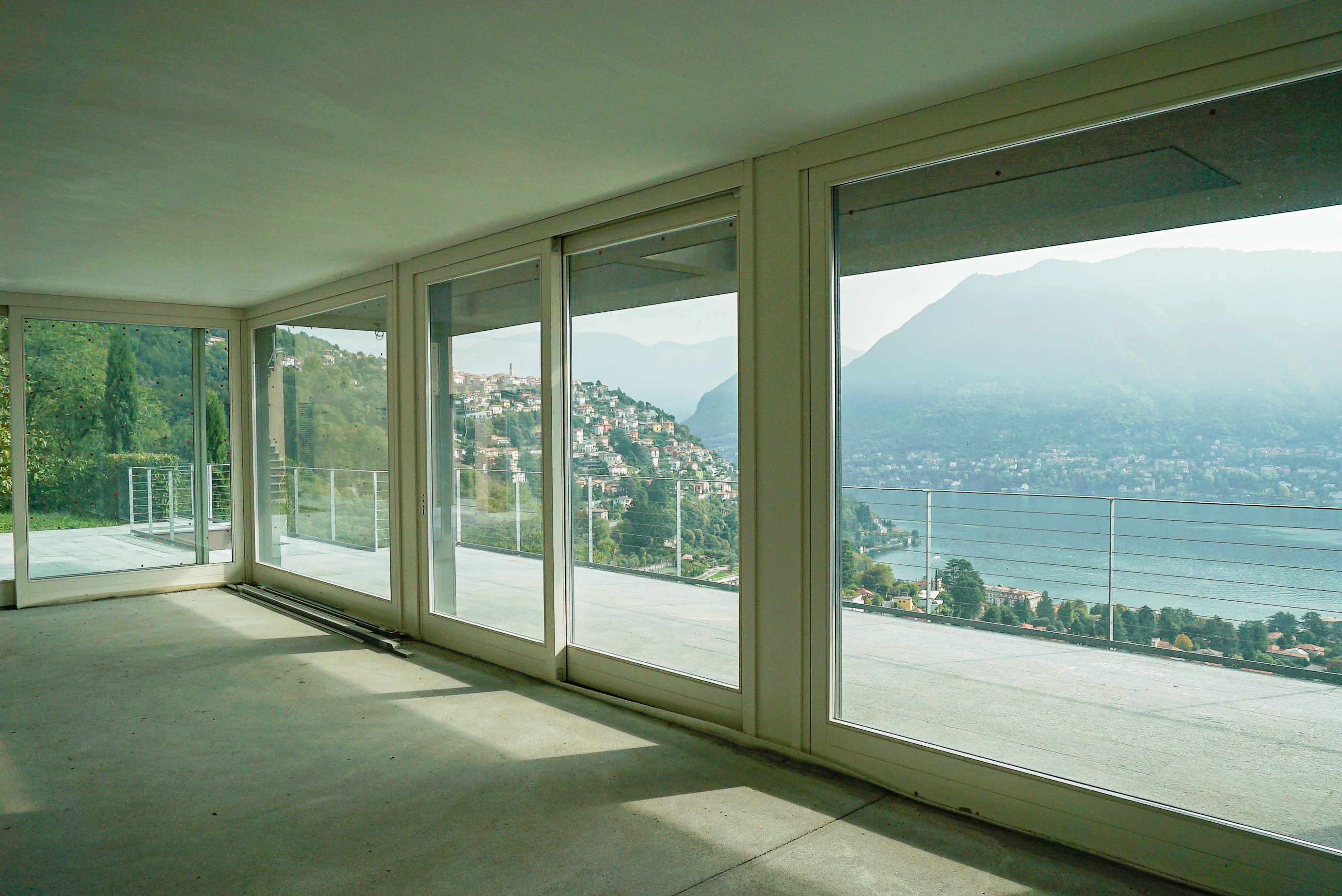 Villa Cernobbio - picture 5 title=