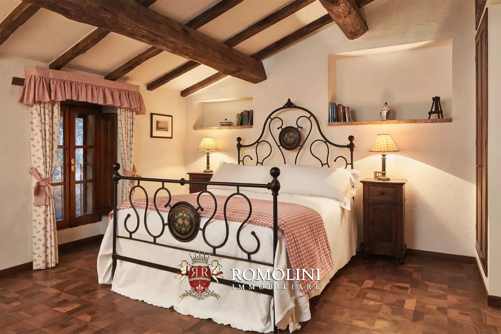 15 Bedroom Villa/Townhouse's Image 63