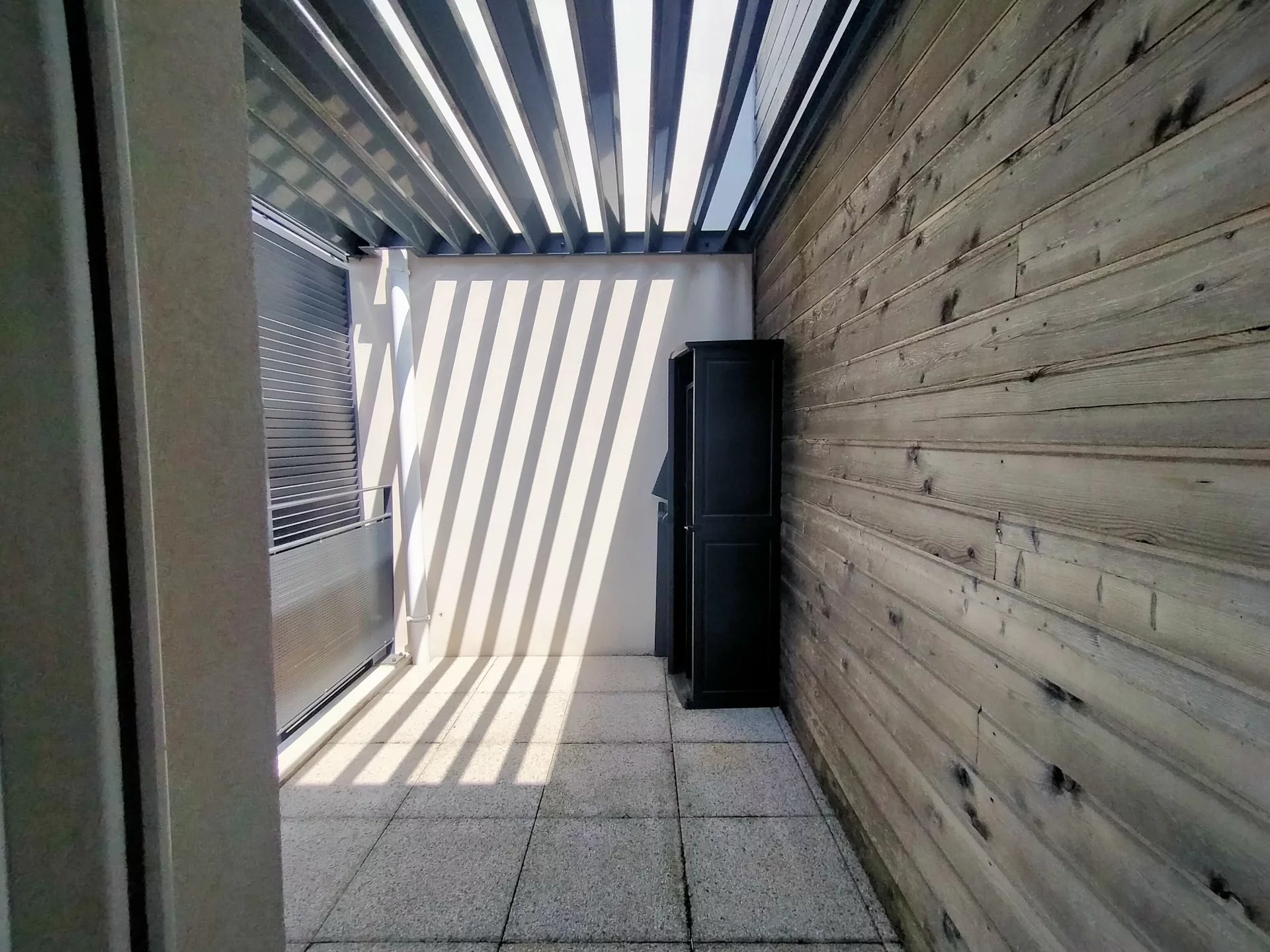 481920 Location Décines-Charpieu