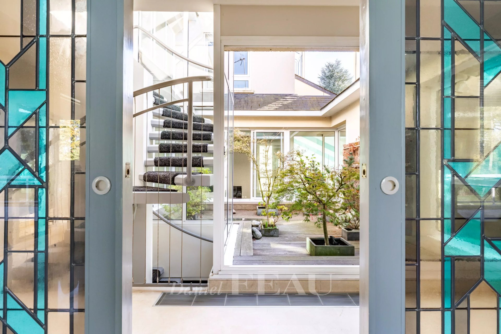 6 Bedroom Villa/Townhouse's Image 8