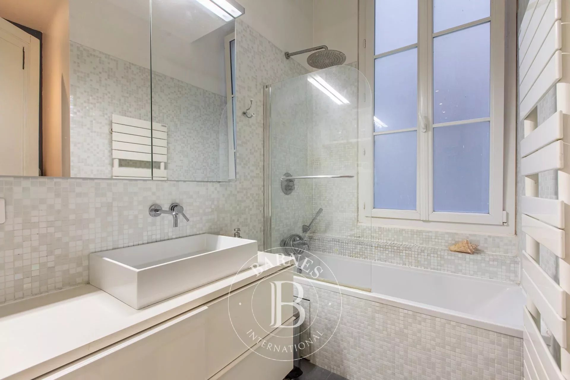 Daire Paris 8ème - picture 18