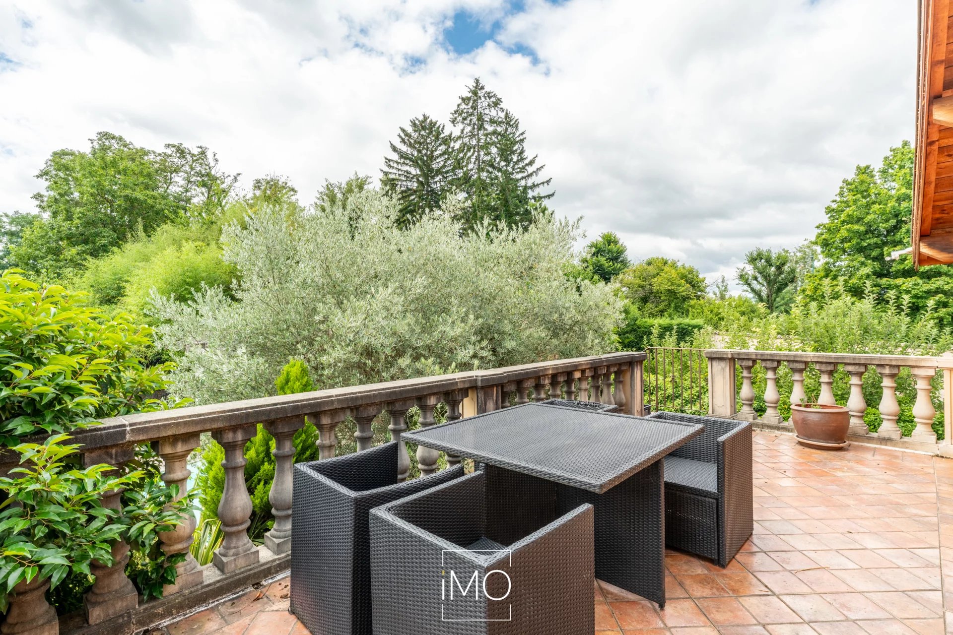 Maison Les Chères de 232 m² avec piscine