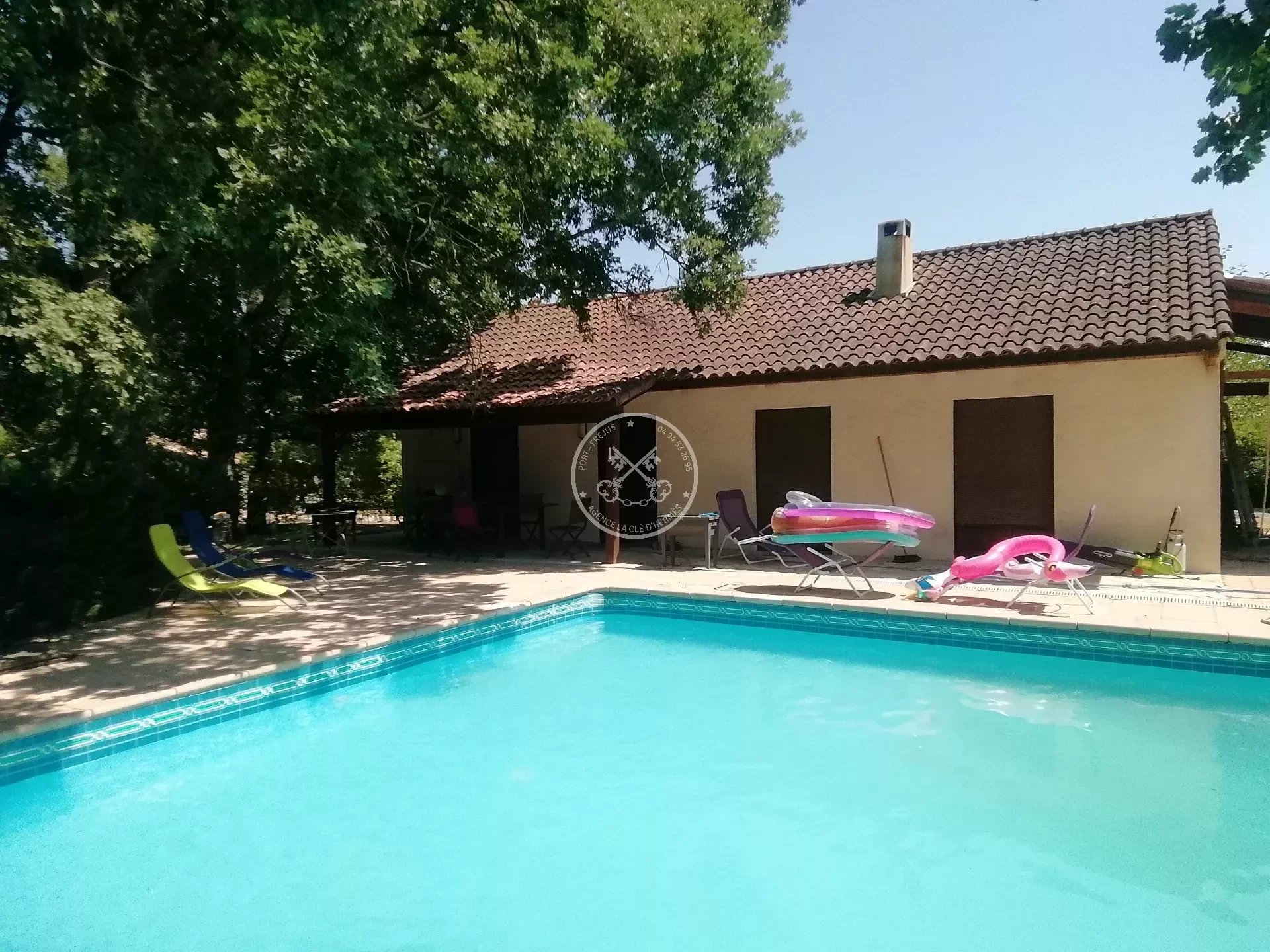 Bagnols-en-Foret - Villa T5 - Large swimming pool