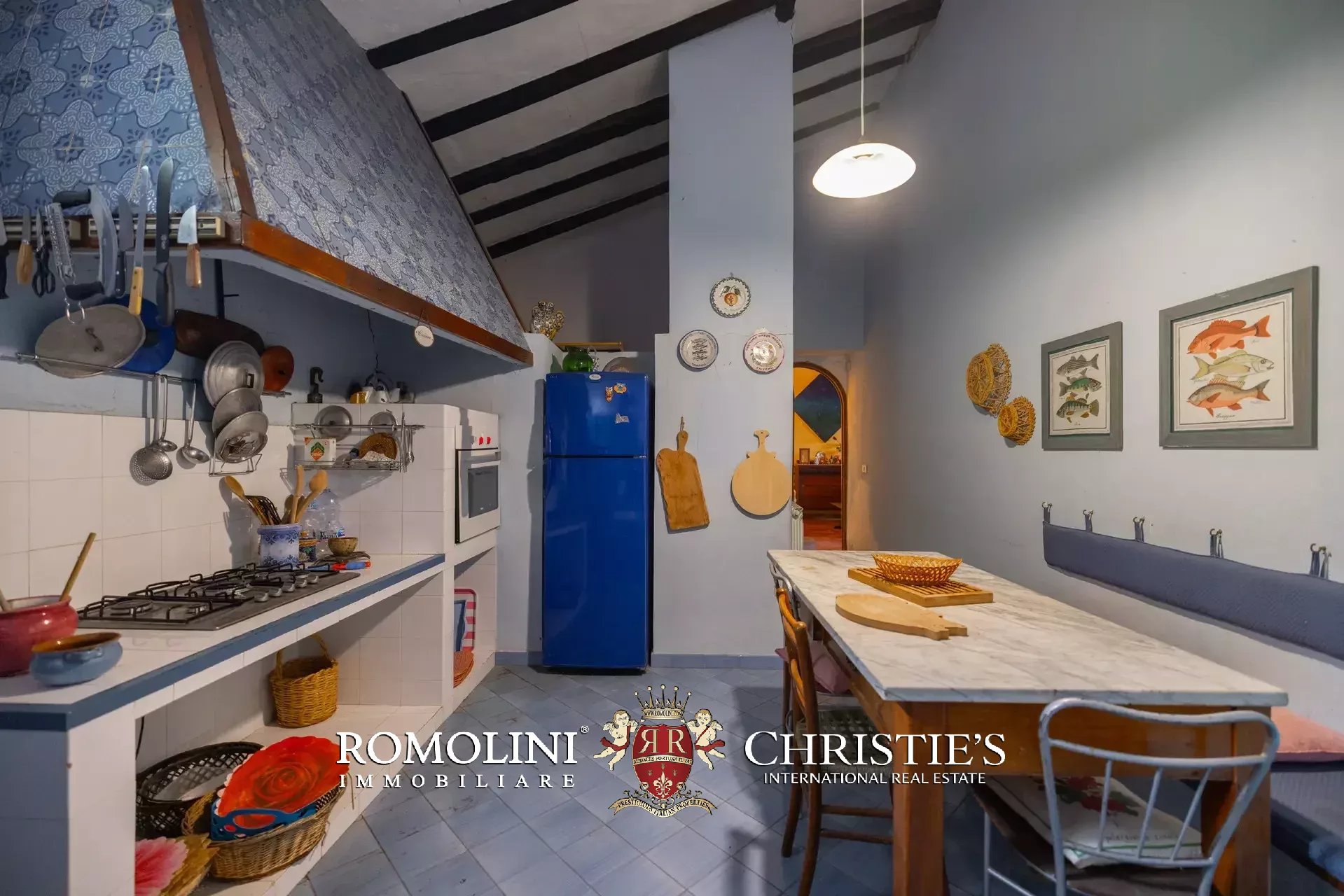 8 Bedroom Villa/Townhouse's Image 53