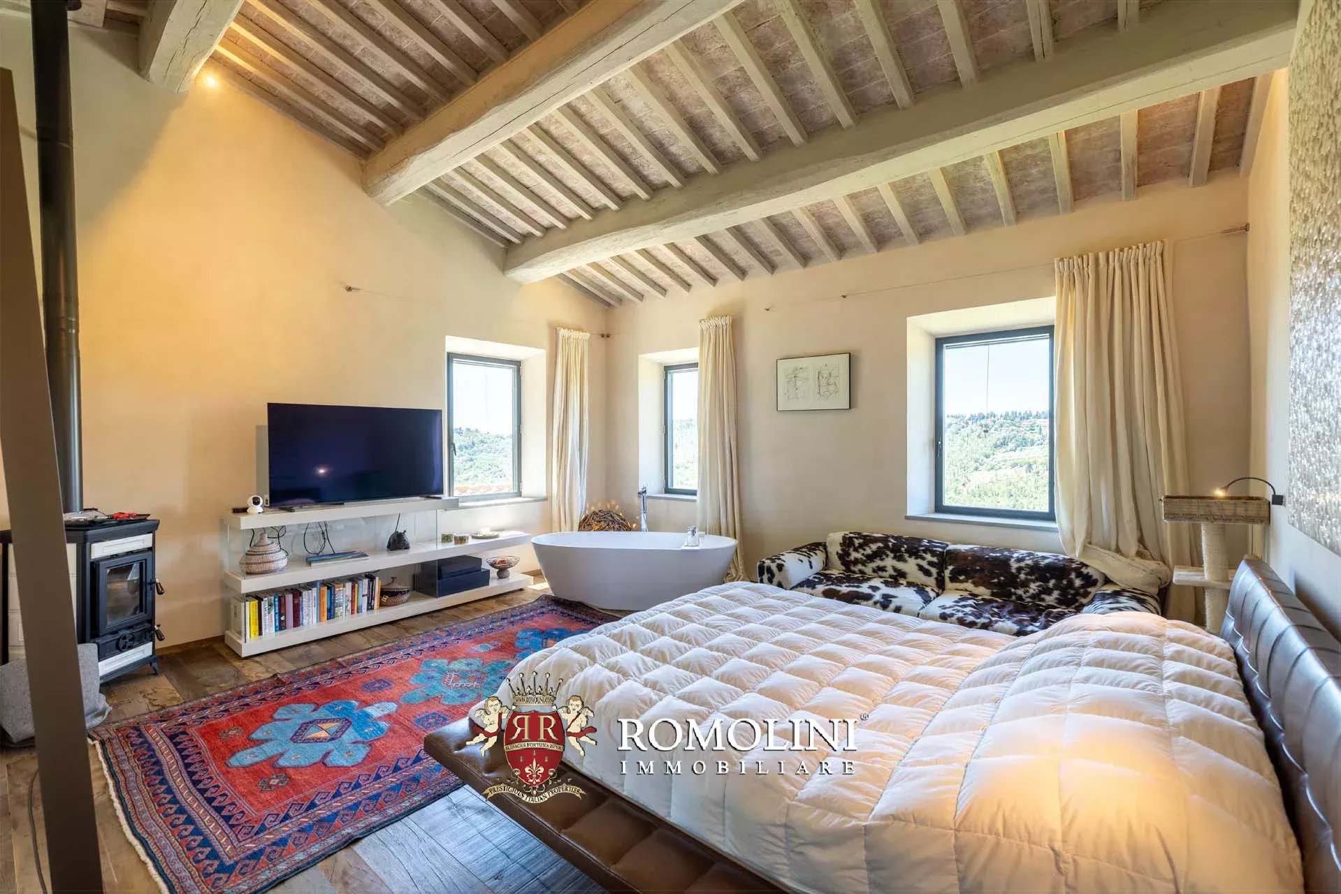 5 Bedroom Villa/Townhouse's Image 25