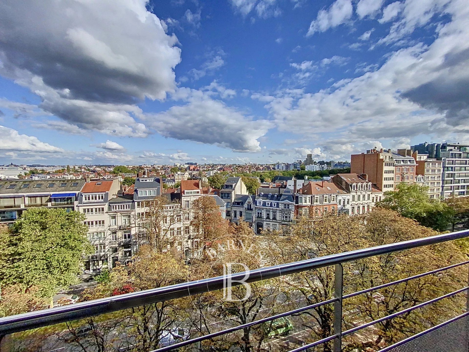 UNDER OFFER - Louise - 3 bedroom flat - Panoramic view