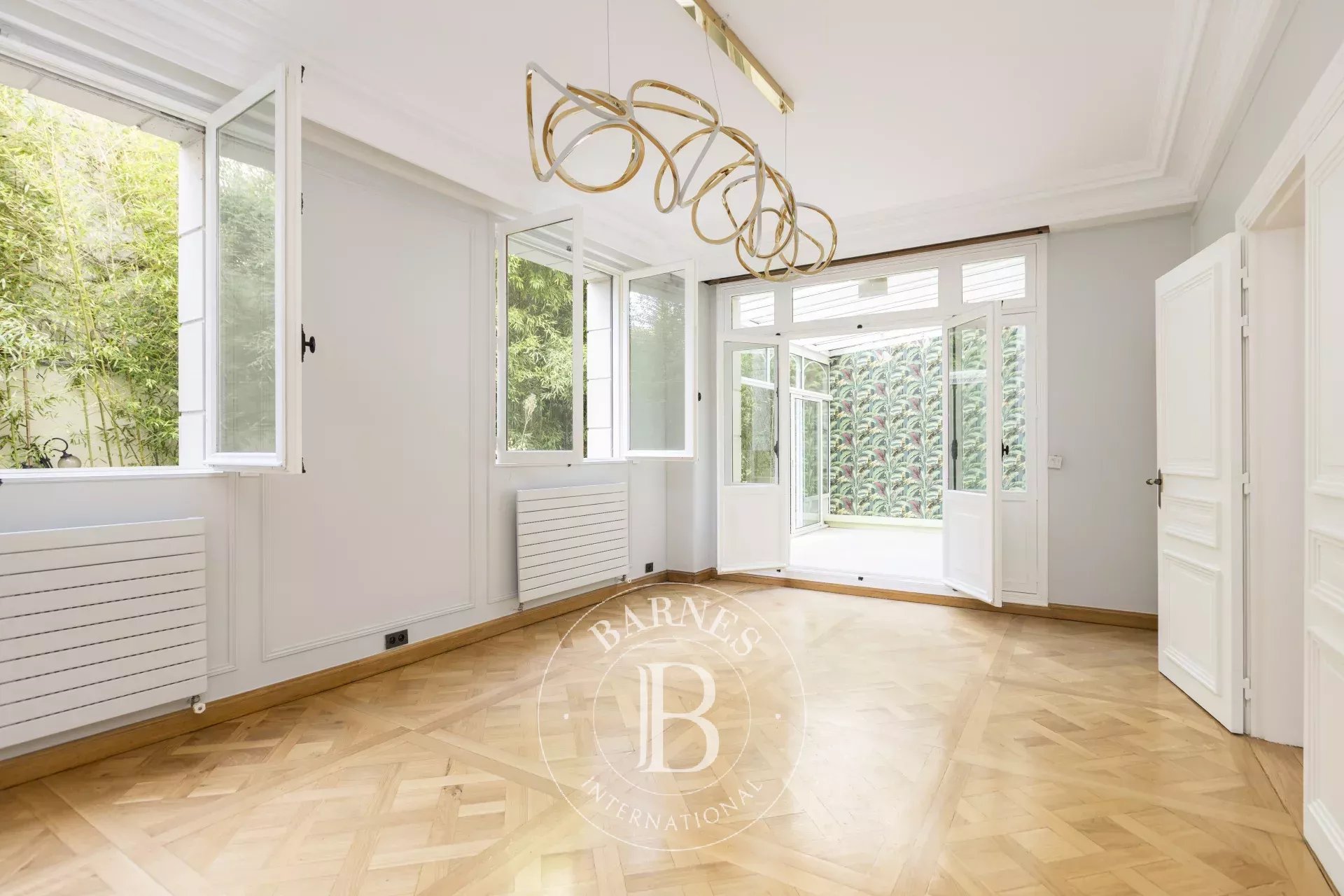 Konak Neuilly-sur-Seine - picture 12