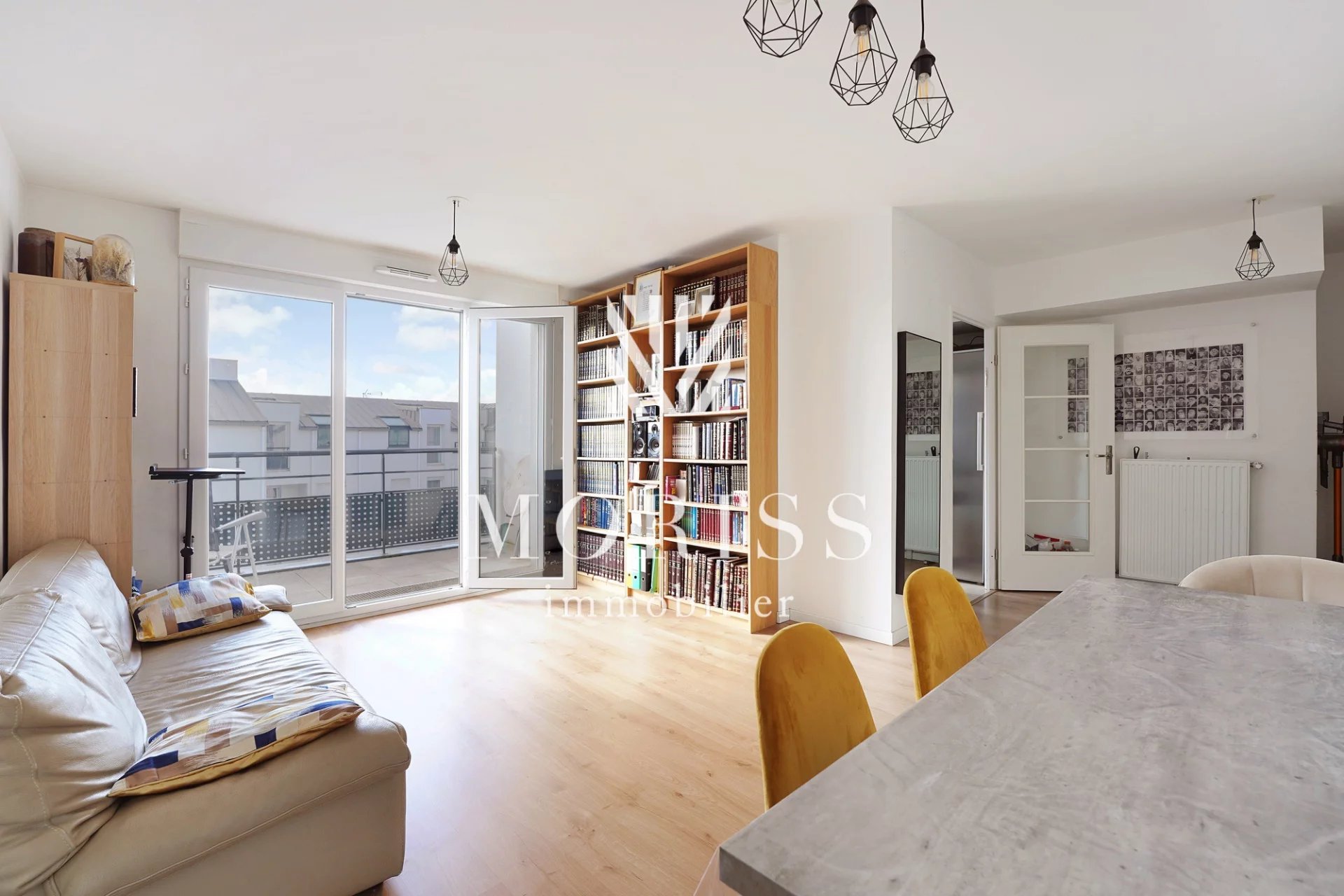 Romainville Appartement de 4 pièces + 5 m2 de balcon - Image Array