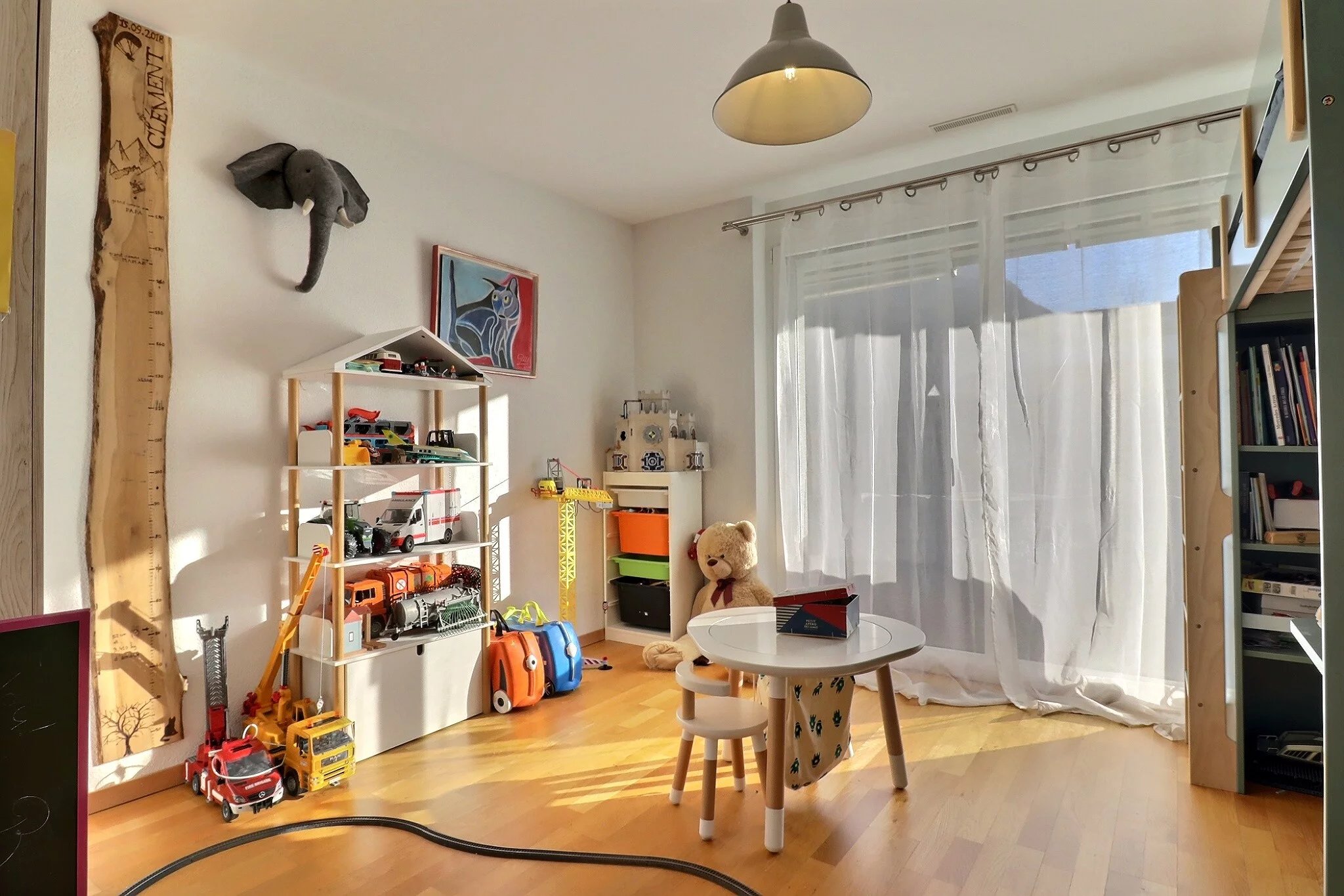 Élégant appartement 5.5 pièces avec jardin et terrasse