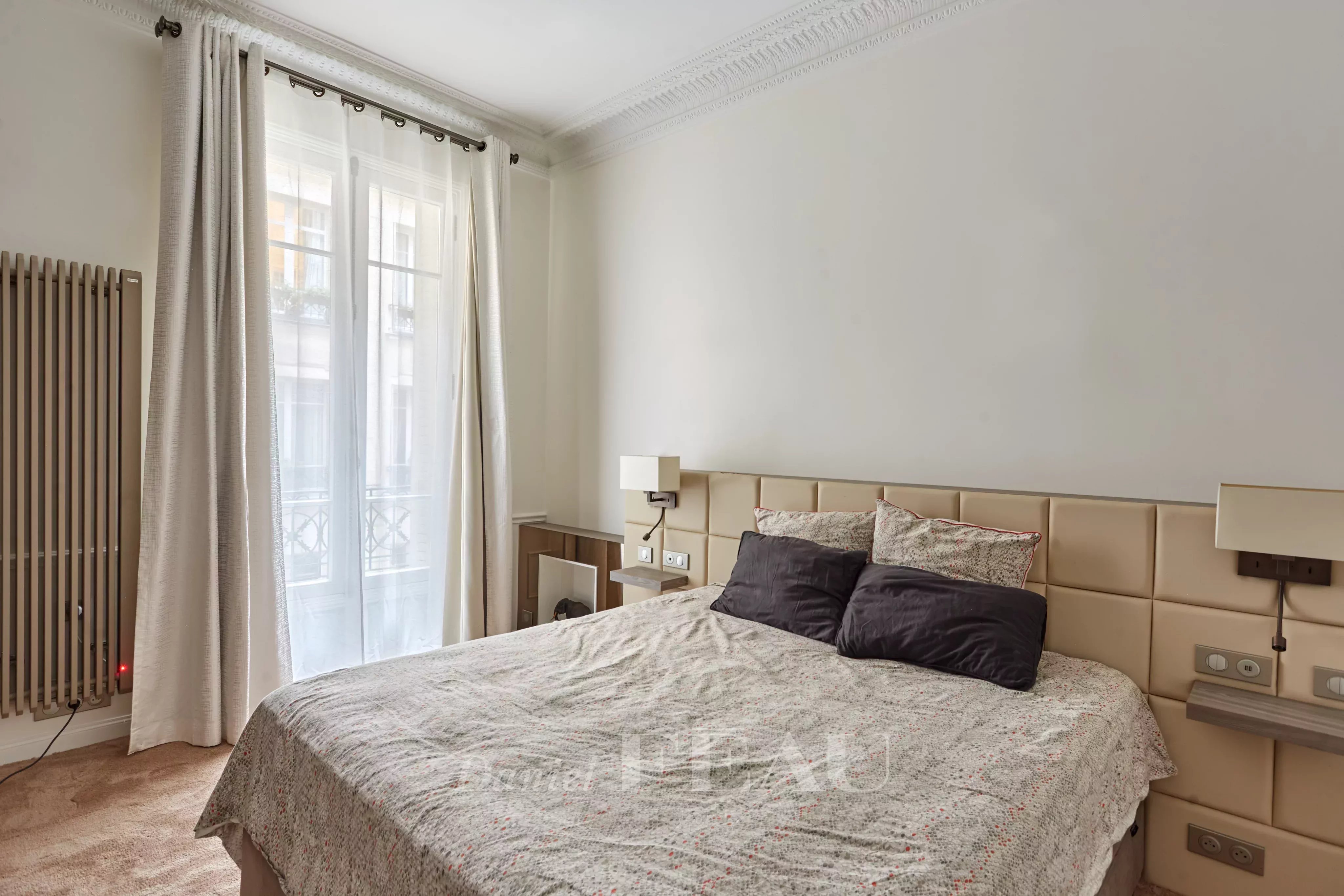 Sale Apartment Paris 16th