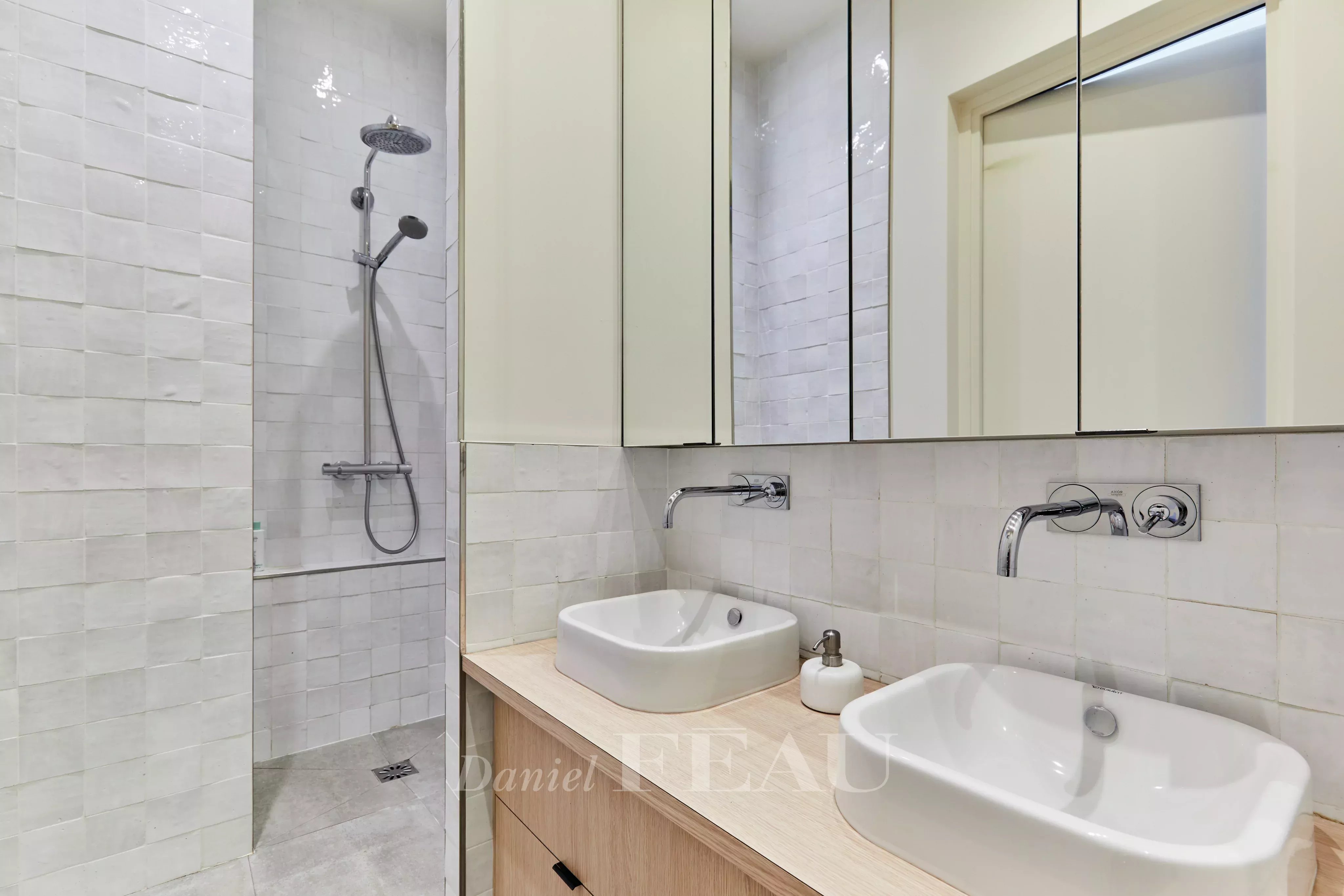 Sale Apartment Paris 7th