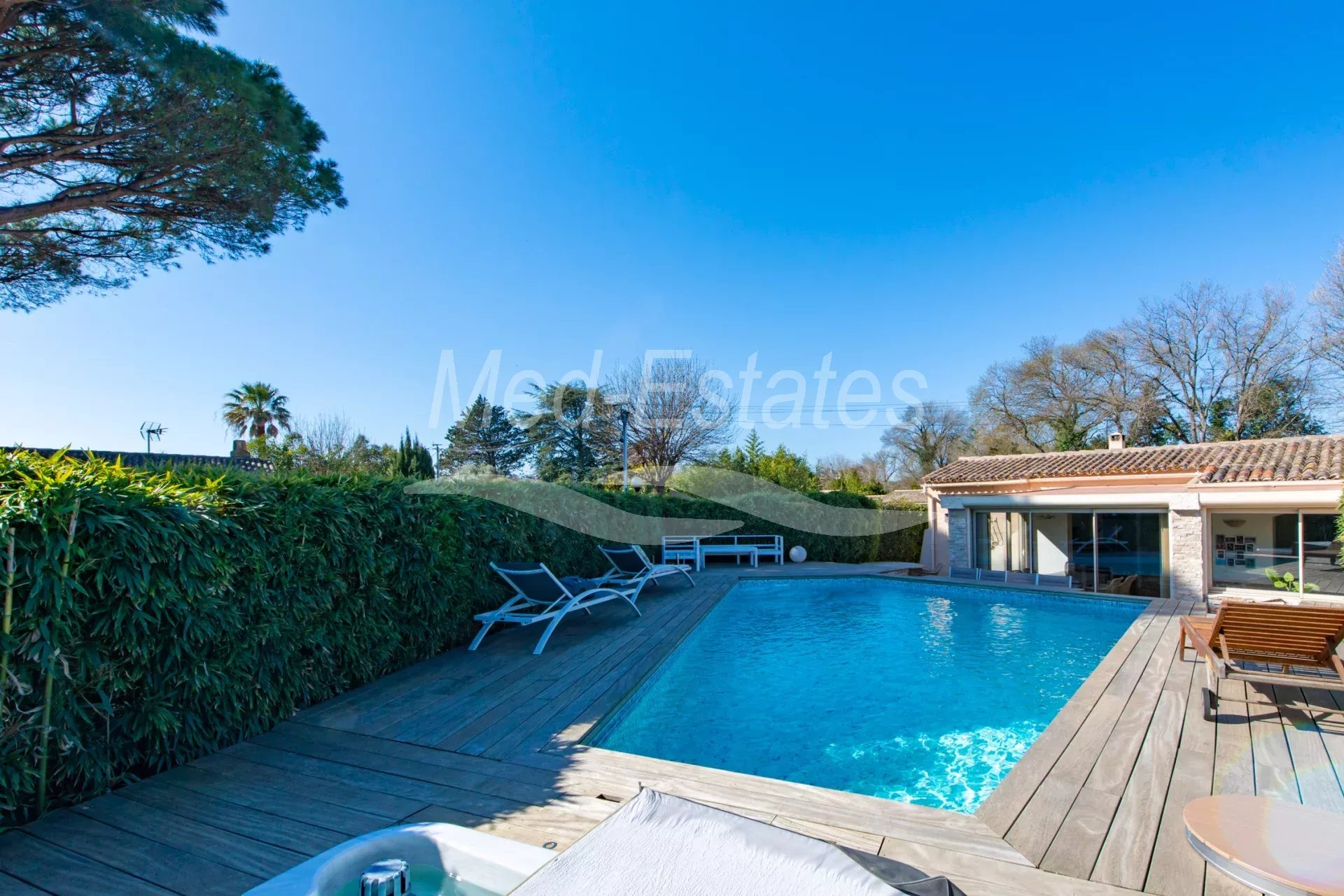 Agence immobilière de Med-Estates Saint Tropez