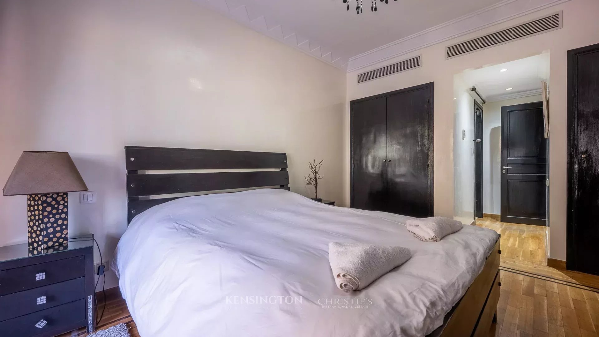 3 Bedroom Apartment/Flat's Image 13