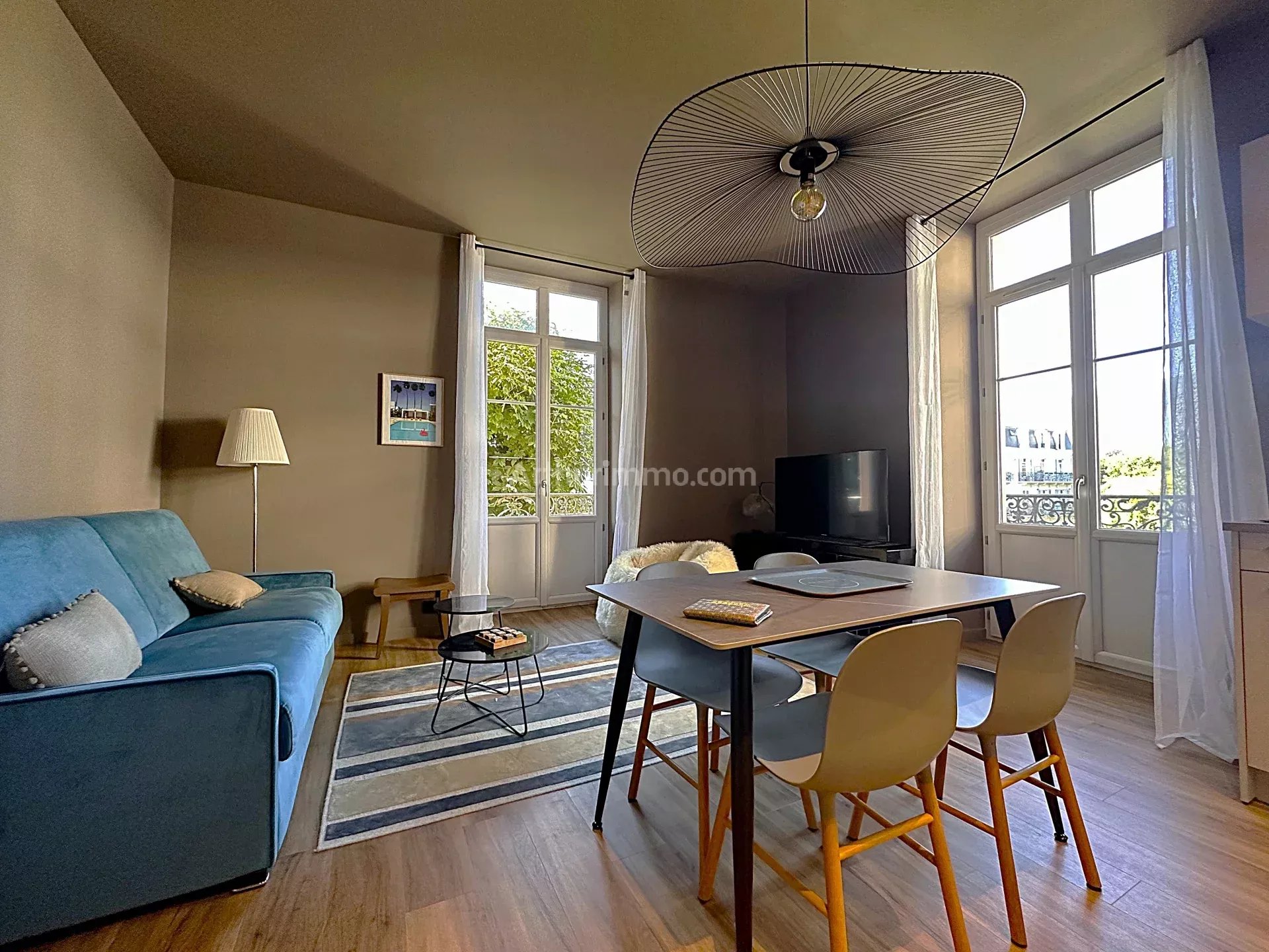 Agence immobilière de 