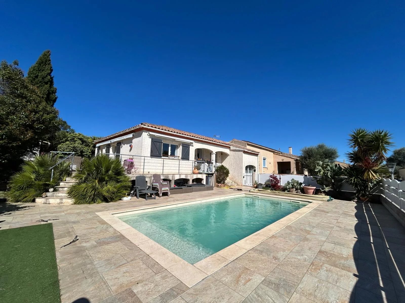 Villa plain pied avec piscine Puisserguier