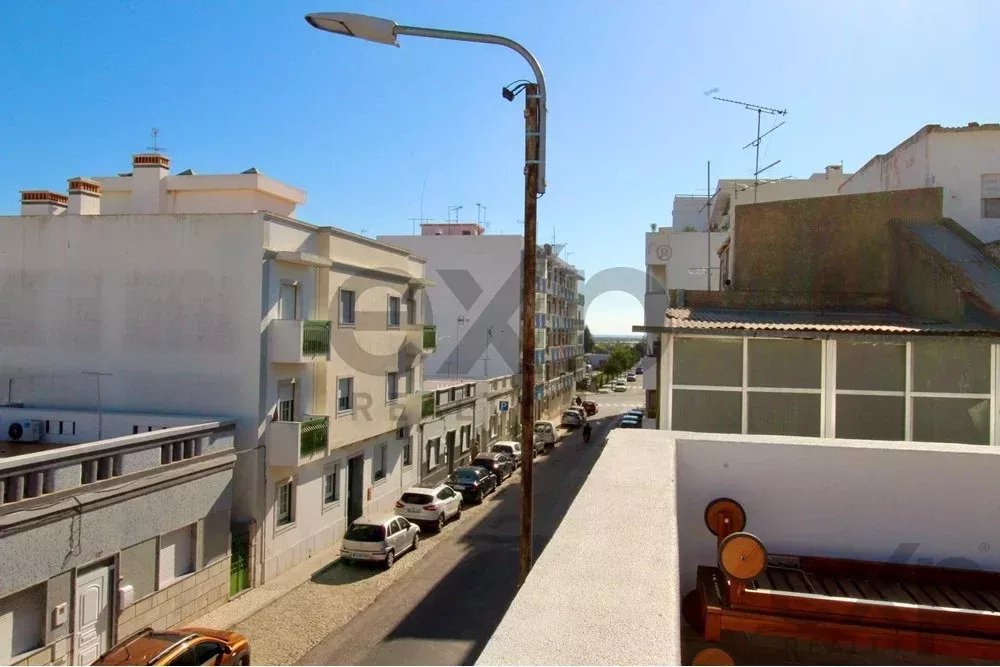 Elegant Villa: Modern Paradise in Fuseta 85949001 image 3