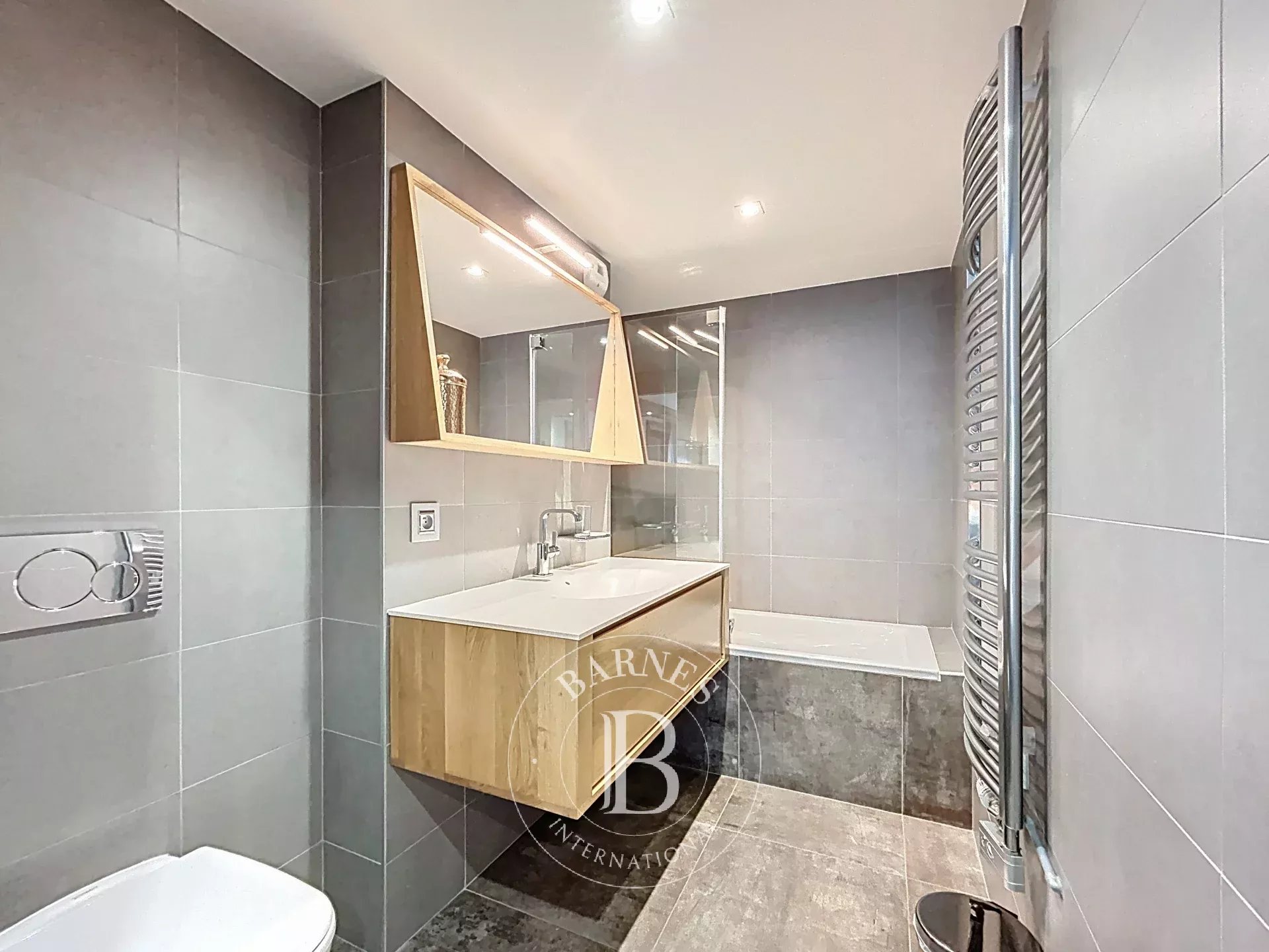 Photo of Les Gets - Center of the village - Apartment T5 - 4 bedrooms  - 176 sqm - Luxury amenities