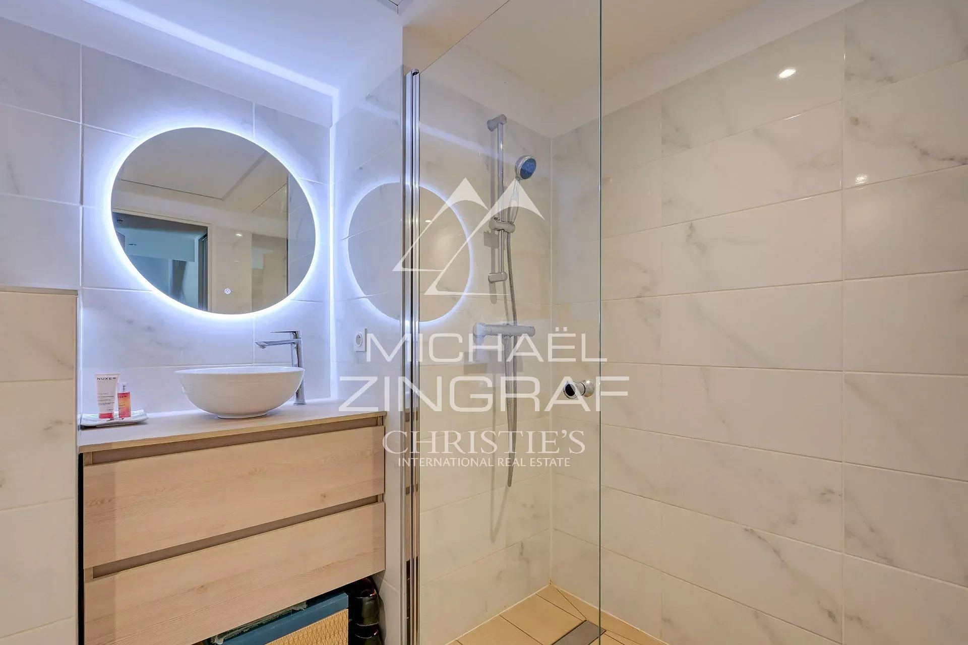 2 Bedroom Apartment/Flat's Image 4
