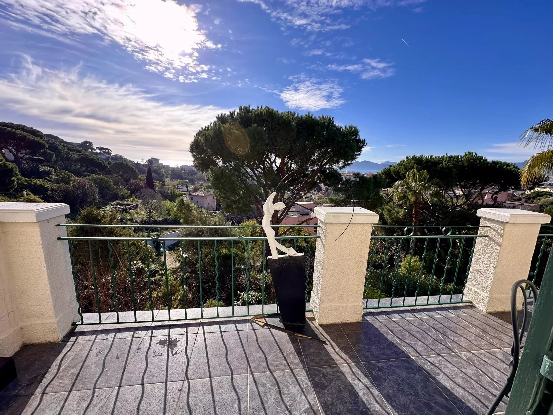 Agence immobilière de Cannes Real Estate