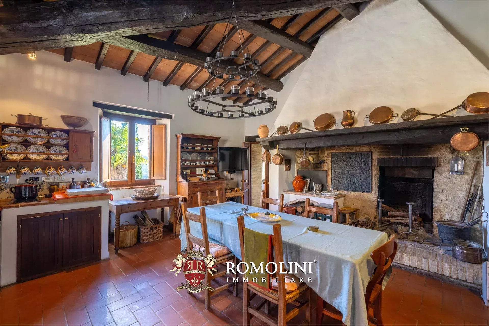 10 Bedroom Villa/Townhouse's Image 39