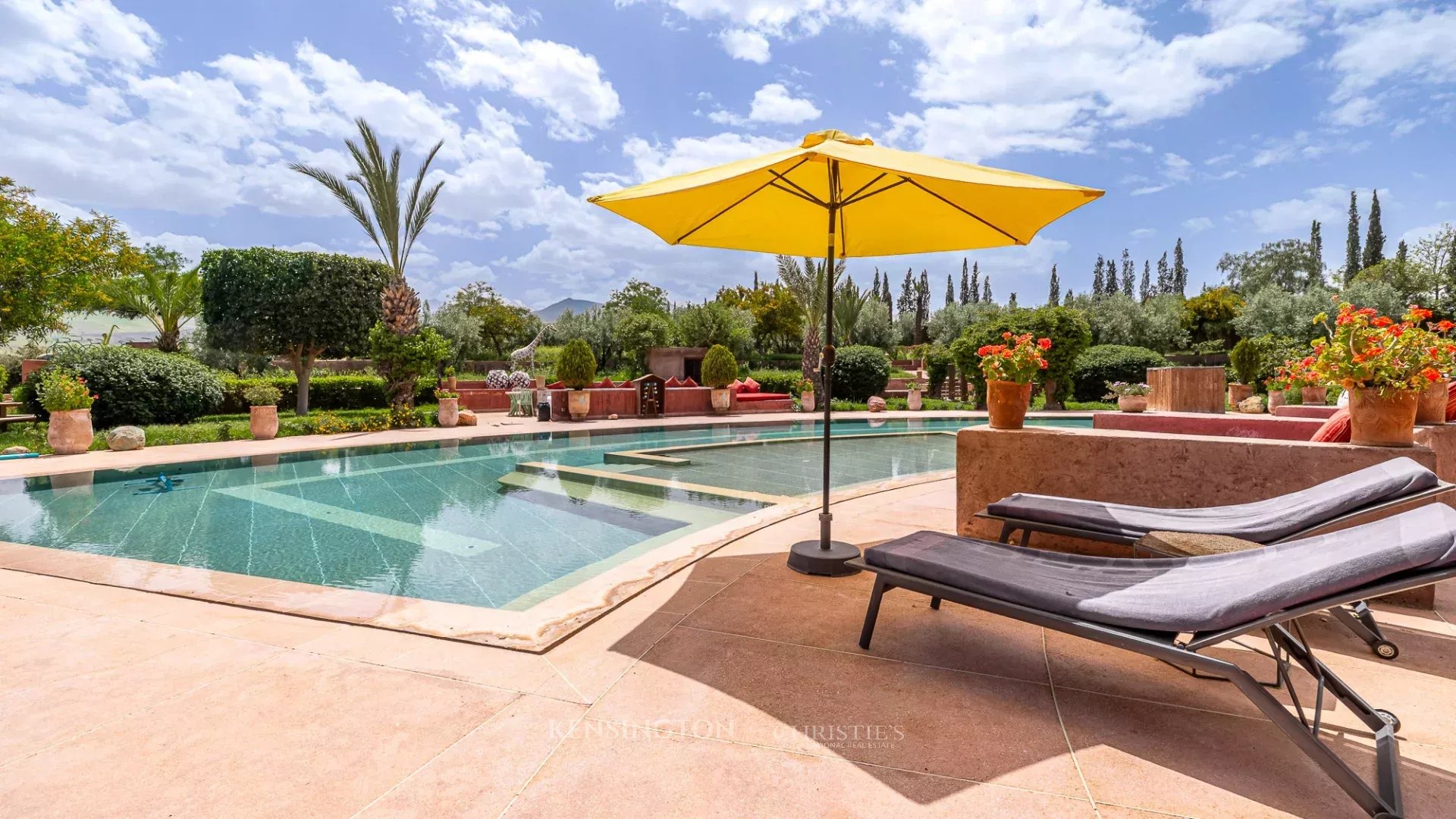 9 Bedroom Villa/Townhouse's Image 26