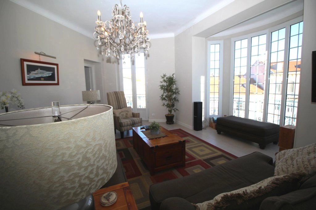 Salon Lustre