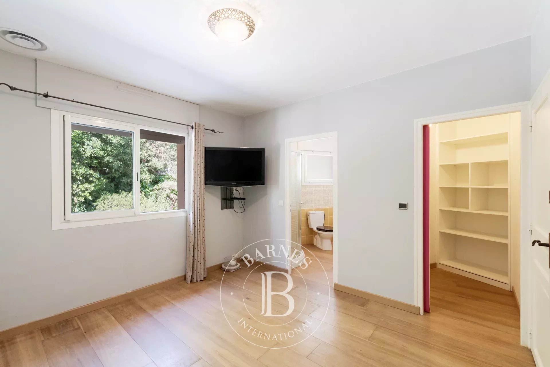 Villa Roquefort-les-Pins - picture 9