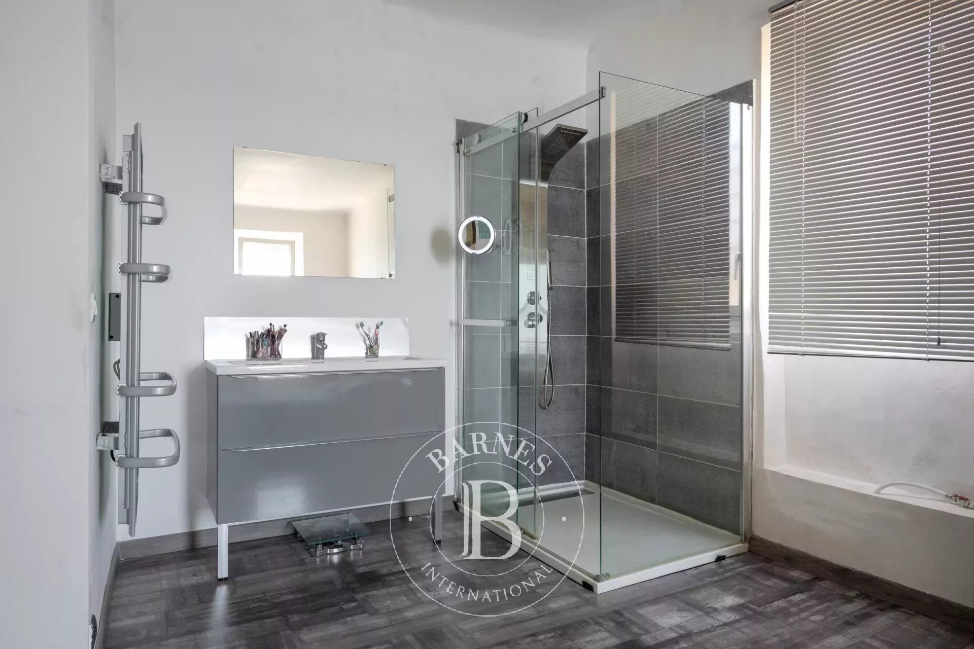 Ev Marseille 7ème - picture 14